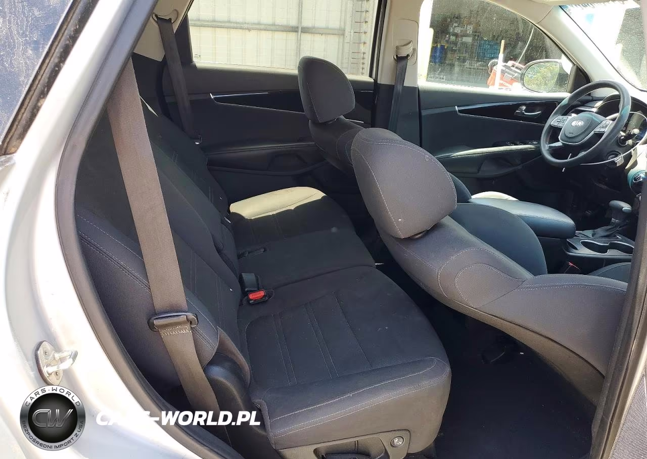 2020 Kia Sorento L VIN:5XYPG4A35LG712285 - 11