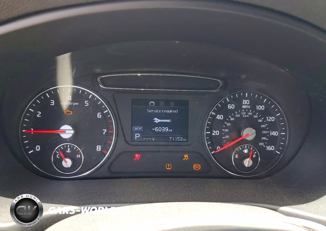 2020 Kia Sorento L VIN:5XYPG4A35LG712285 - 9
