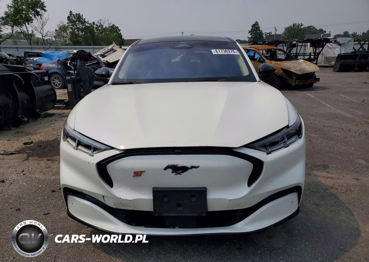 2023 Ford Mustang Mach-E Premium VIN:3FMTK3SU6PMA90301 - 5