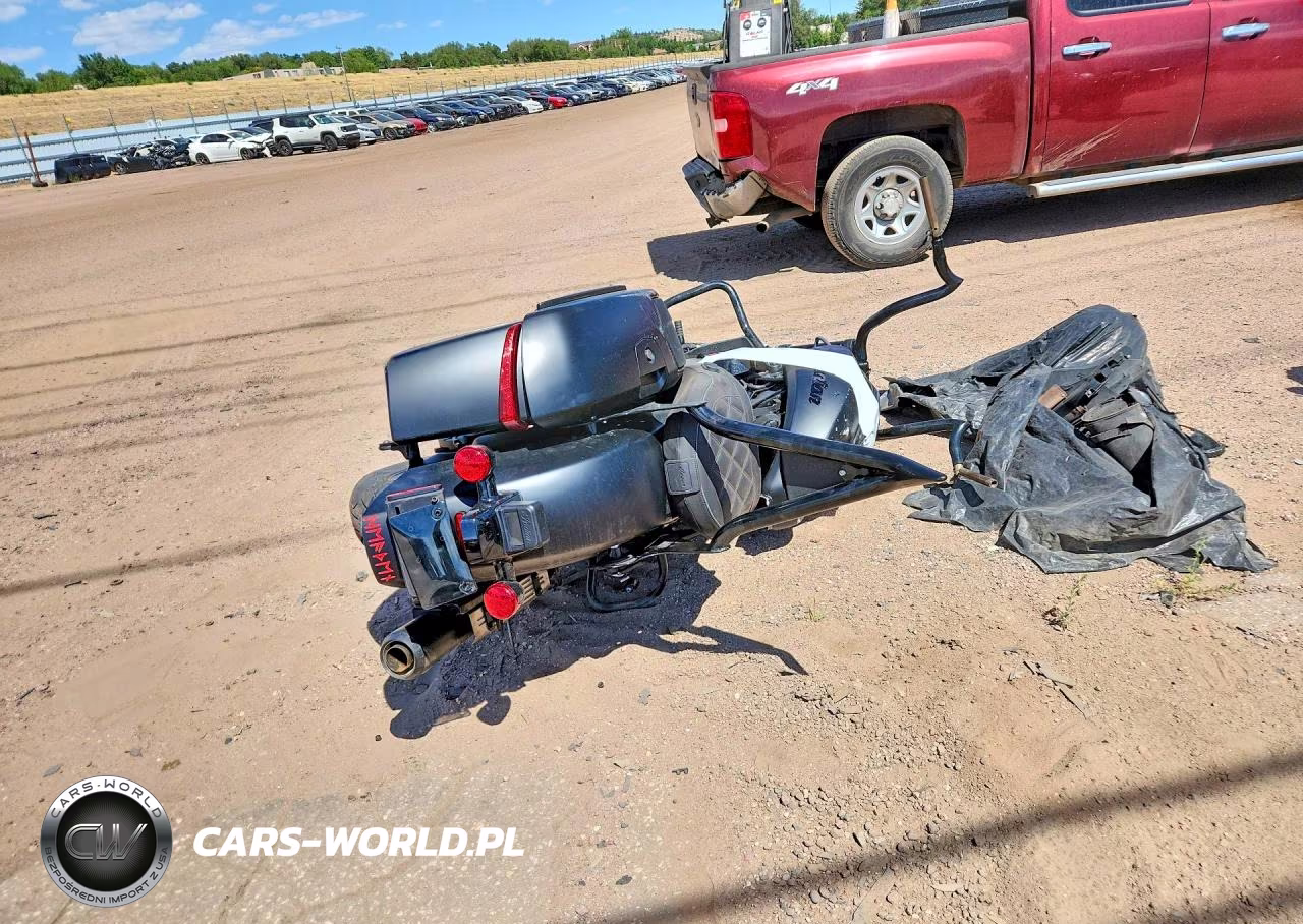 2026 Indian Motorcycle Co. Pursuit Darkhorse W VIN:56KLDXSS9T3442930 - 4