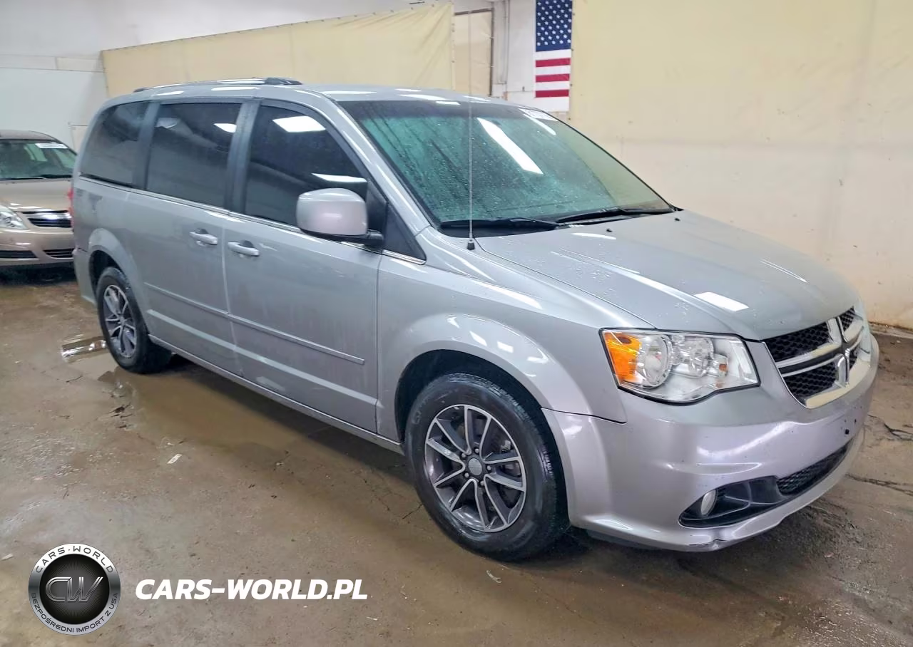 2017 Dodge Grand Caravan Sxt VIN:2C4RDGCG2HR842742 - 4