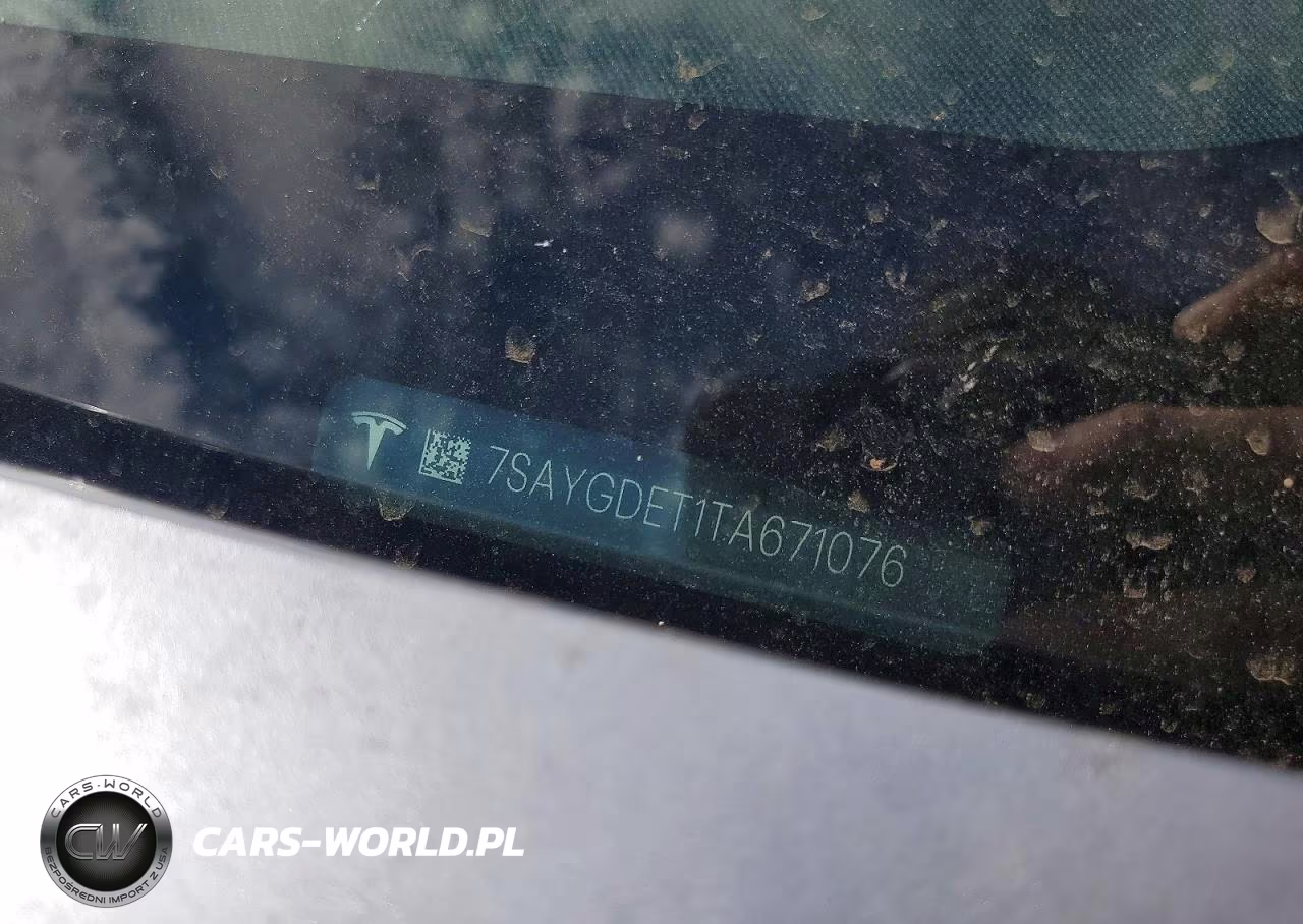 2026 Tesla Model Y VIN:7SAYGDET1TA671076 - 12