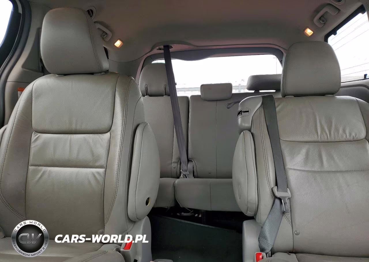 2015 Toyota Sienna Xle 8-Passenger VIN:5TDYK3DC4FS601176 - 10