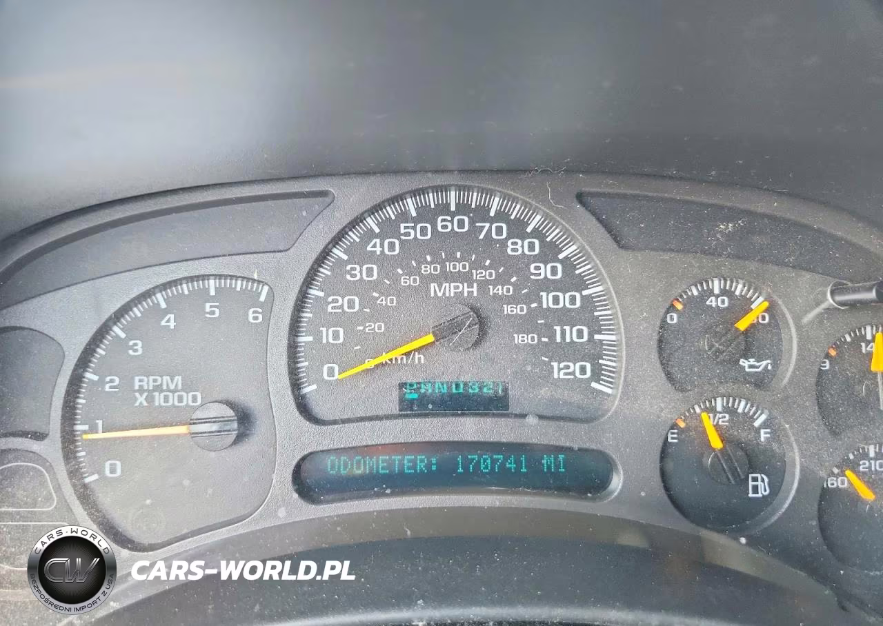 2004 GMC Yukon VIN:1GKEK13Z14R224657 - 9