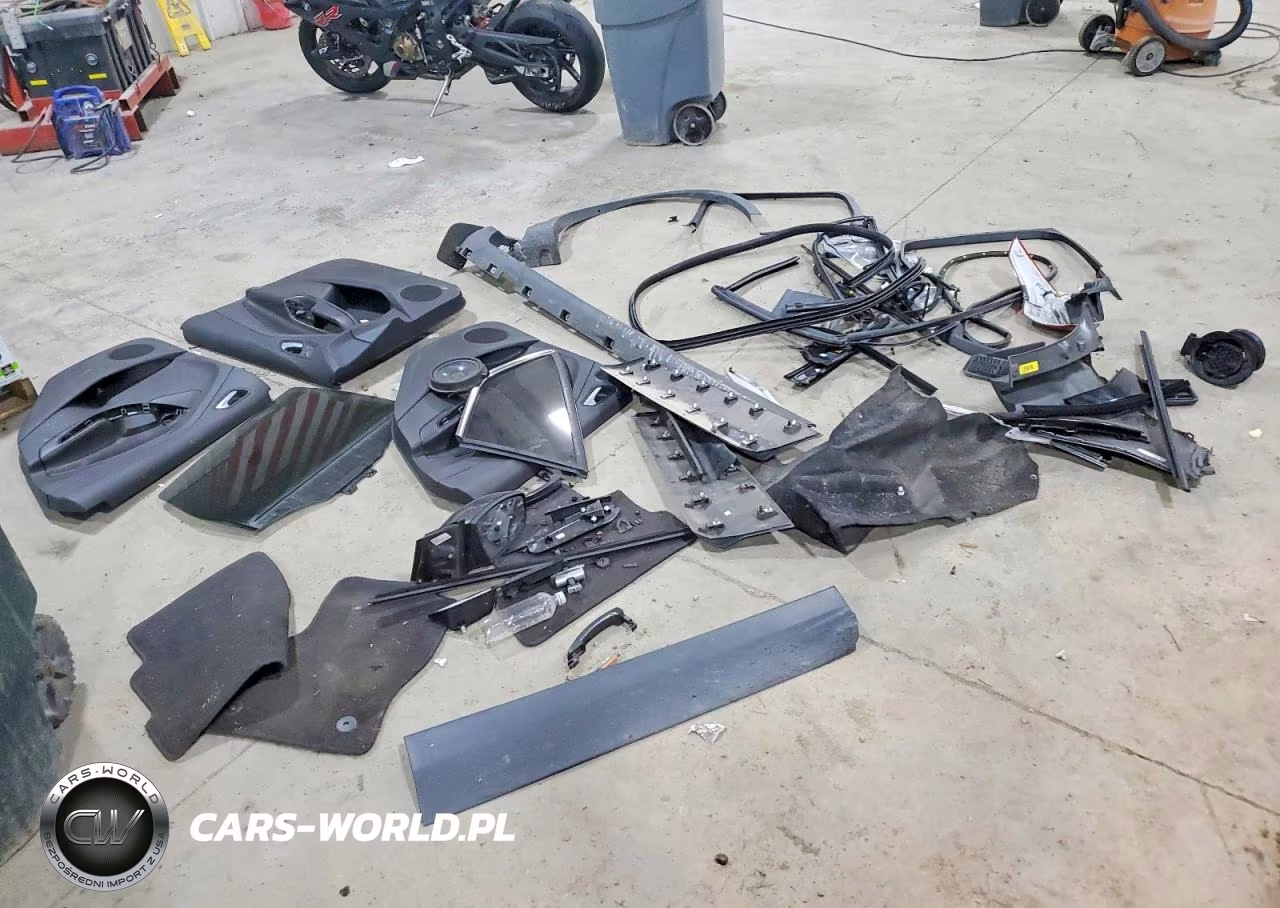 2015 Ford Escape Titanium VIN:1FMCU0JX8FUB07095 - 13