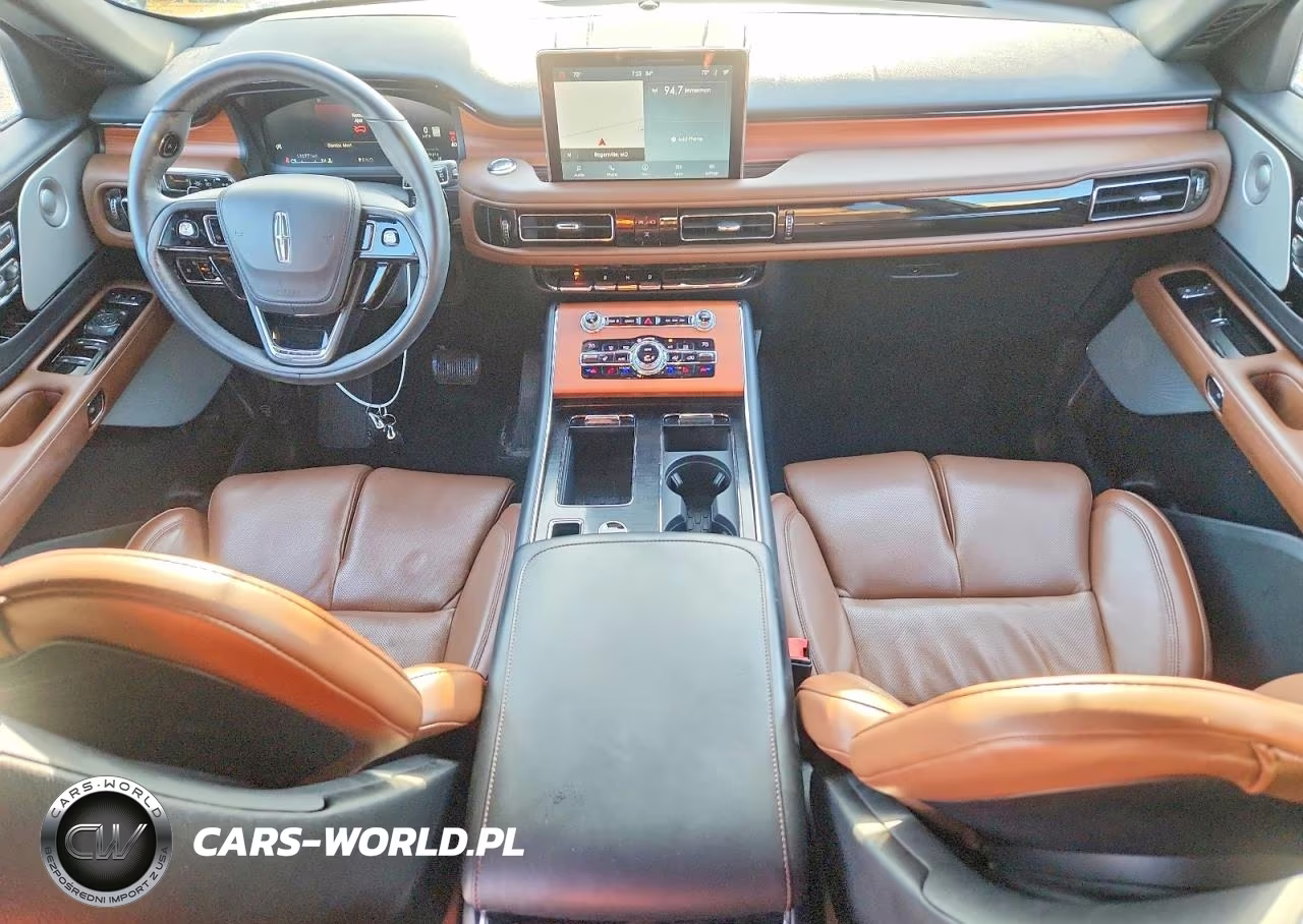 2020 Lincoln Aviator Reserve VIN:5LM5J7XC3LGL17383 - 8