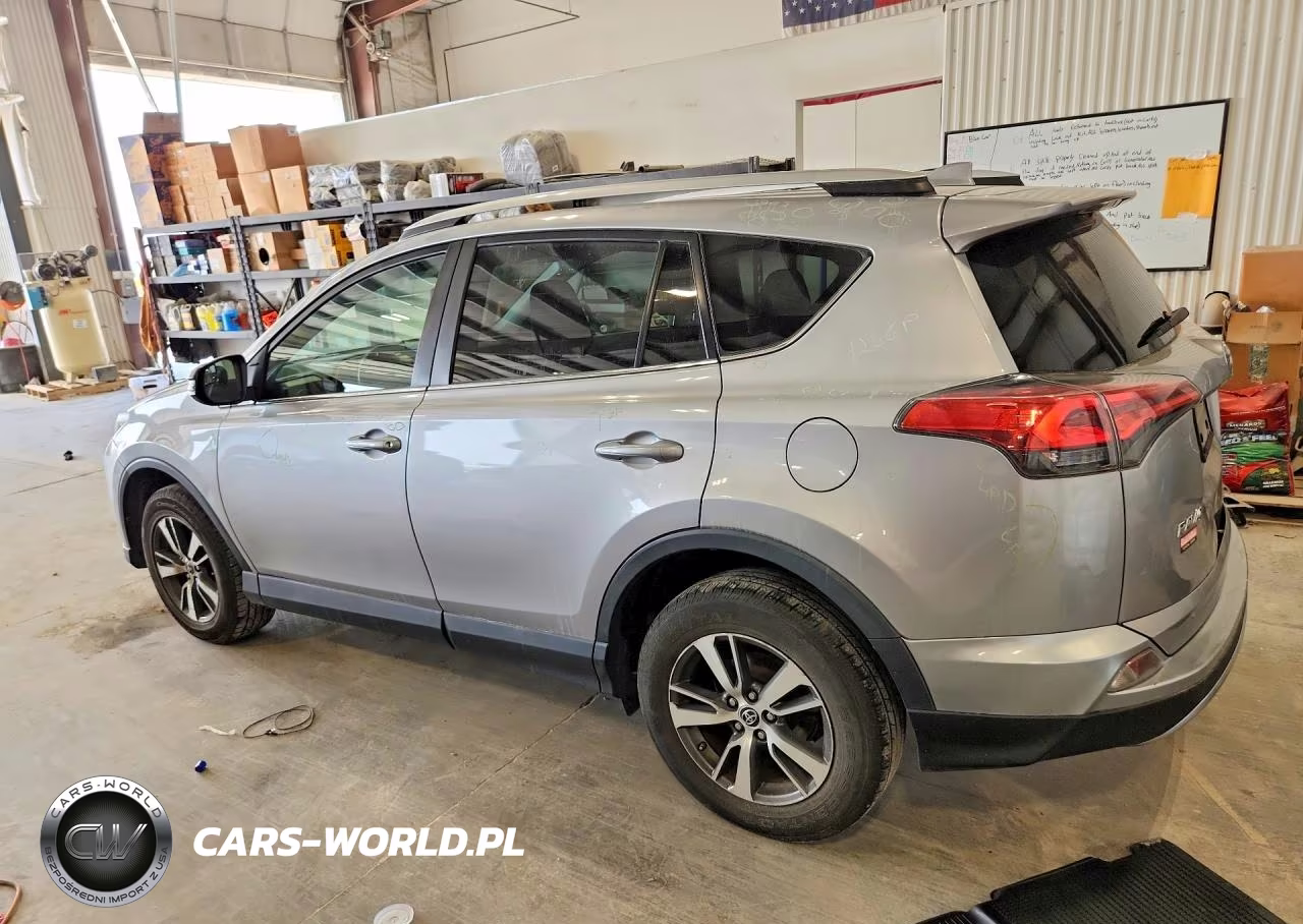 2016 Toyota Rav4 Xle VIN:2T3RFREV5GW481903 - 2