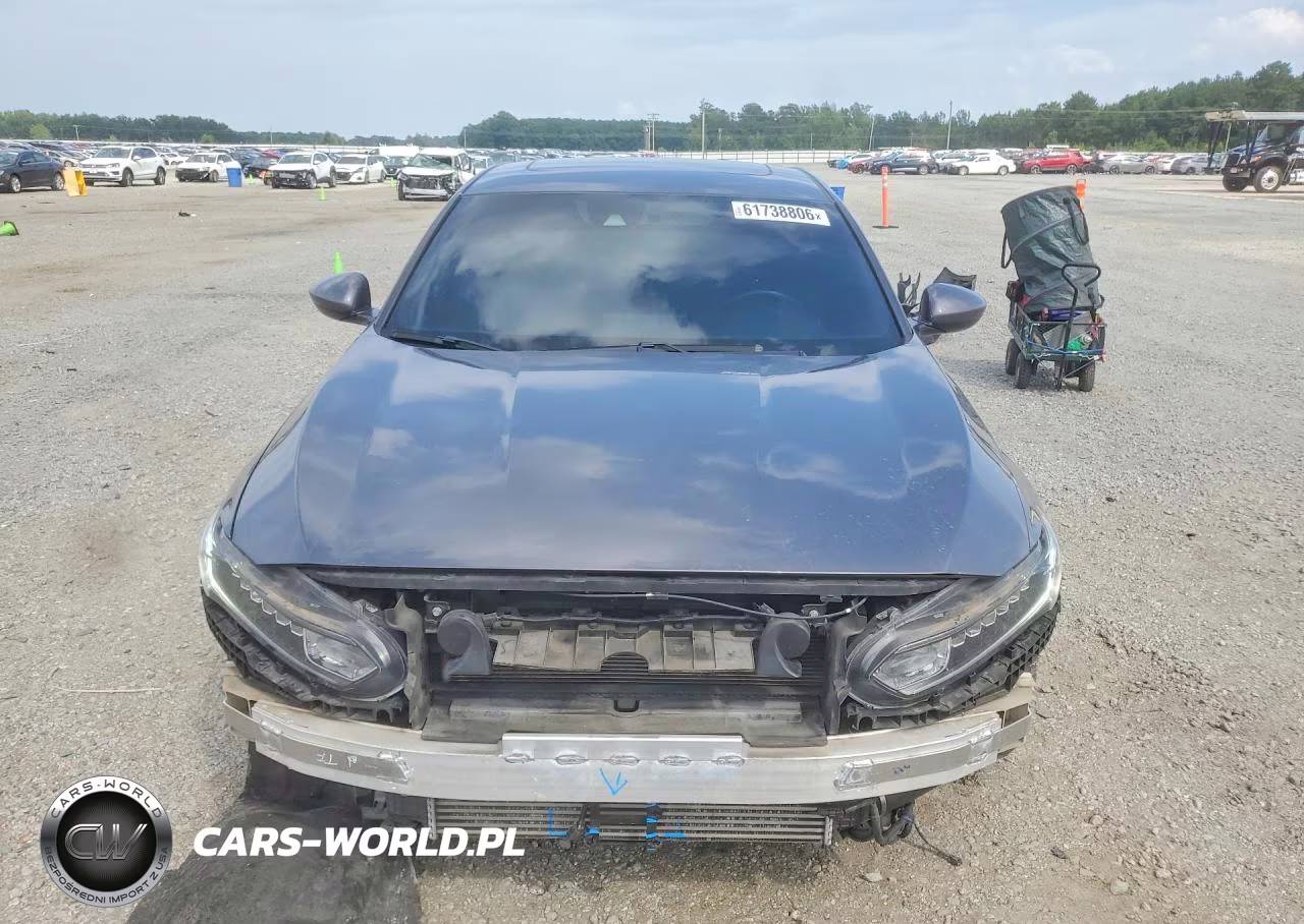 2018 Honda Accord Sport VIN:1HGCV2F36JA049390 - 5