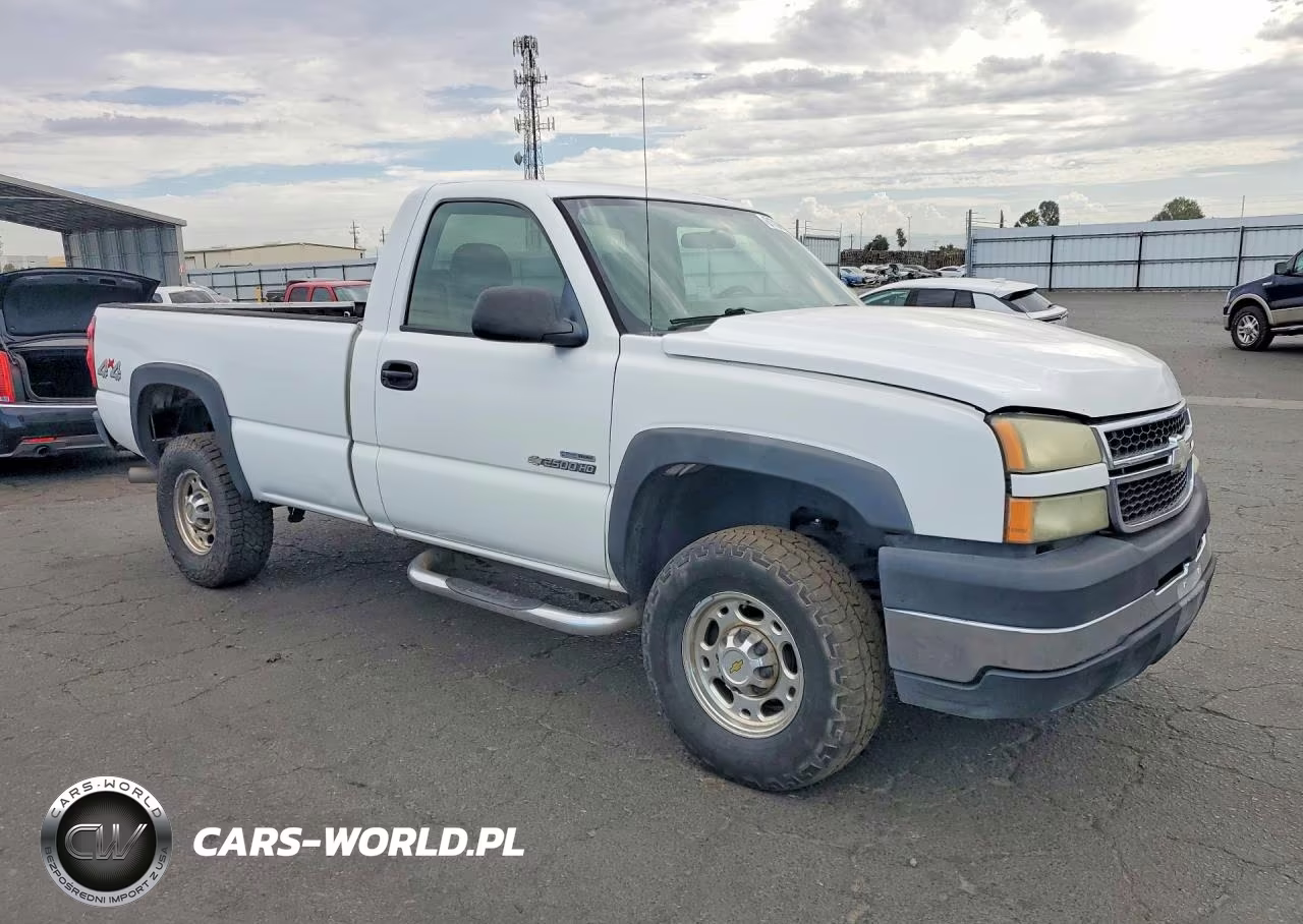 2006 Chevrolet Silverado K2500 Heavy Duty VIN:1GCHK24D46E286663 - 4