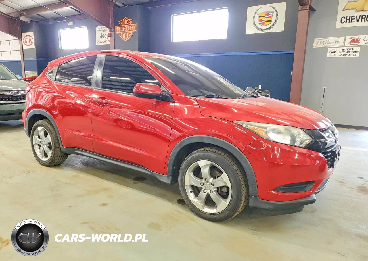 2018 Honda Hr-V Lx VIN:3CZRU6H34JM722884 - 4