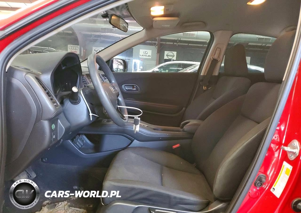 2018 Honda Hr-V Lx VIN:3CZRU6H34JM722884 - 7