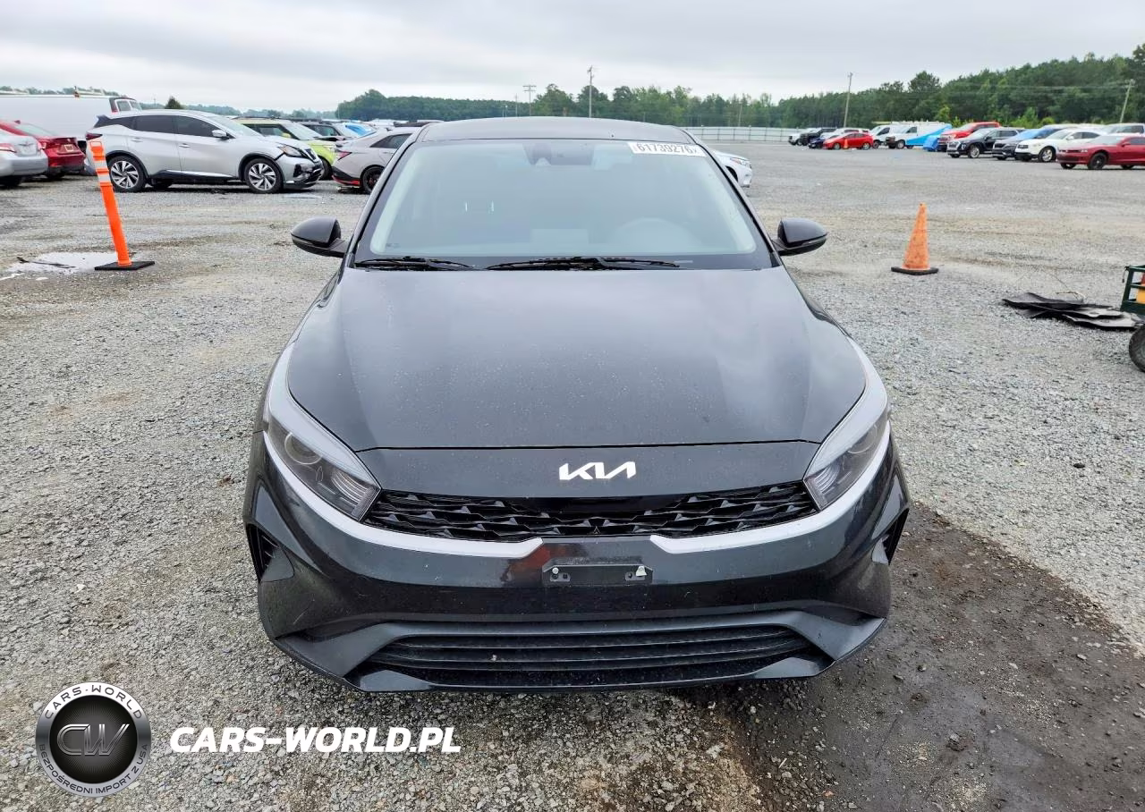 2023 Kia Forte Lxs VIN:3KPF24AD9PE570674 - 5