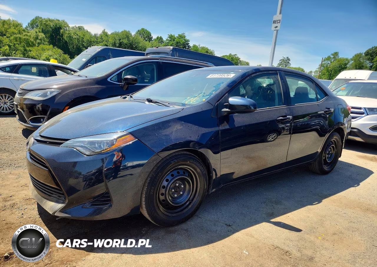 2018 Toyota Corolla Le – zdjęcie 1 z 12
