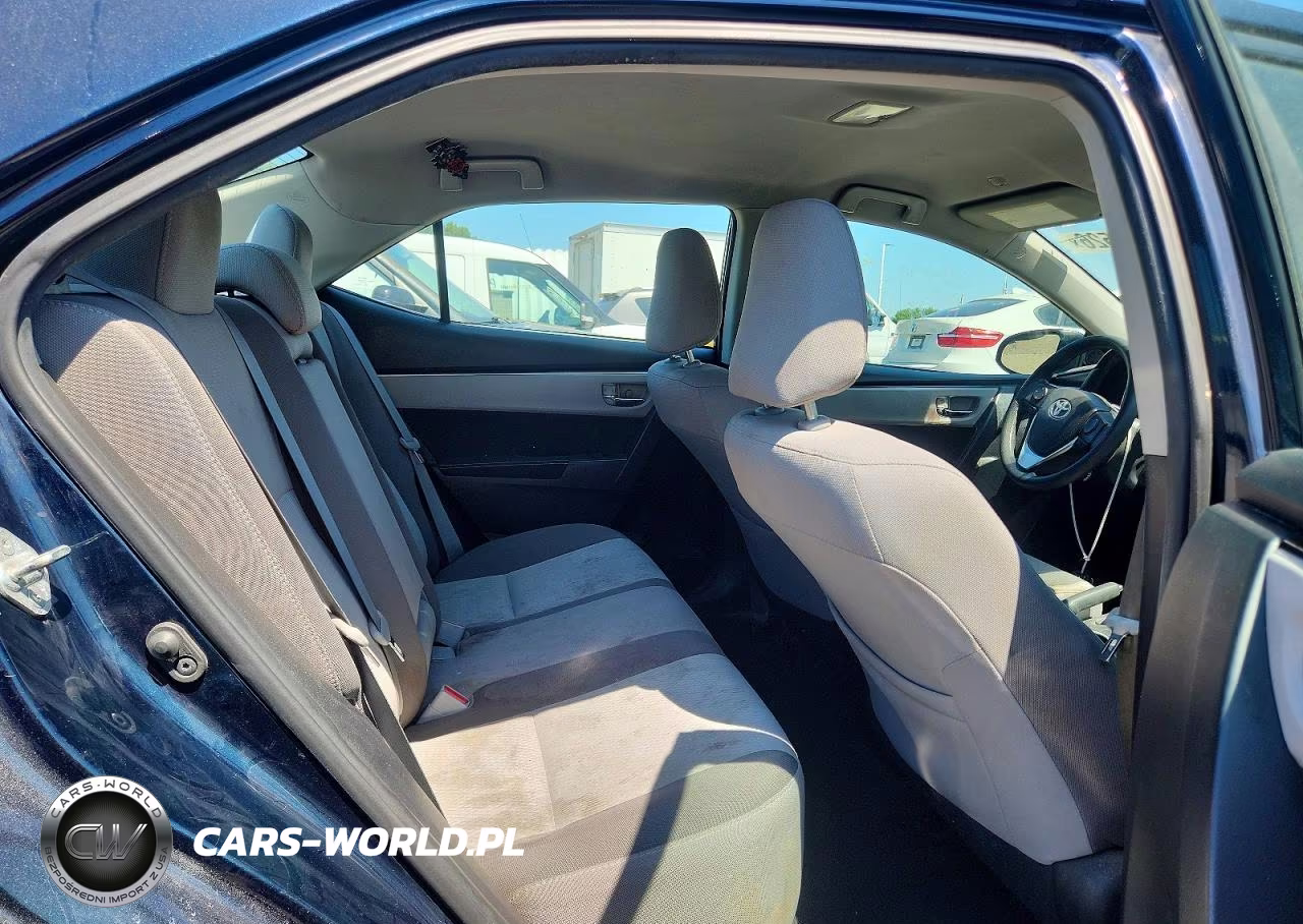 2018 Toyota Corolla Le VIN:2T1BURHE4JC118304 - 10