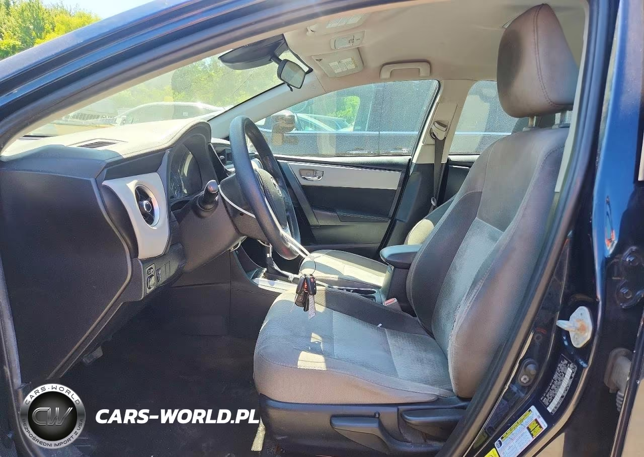 2018 Toyota Corolla Le VIN:2T1BURHE4JC118304 - 7