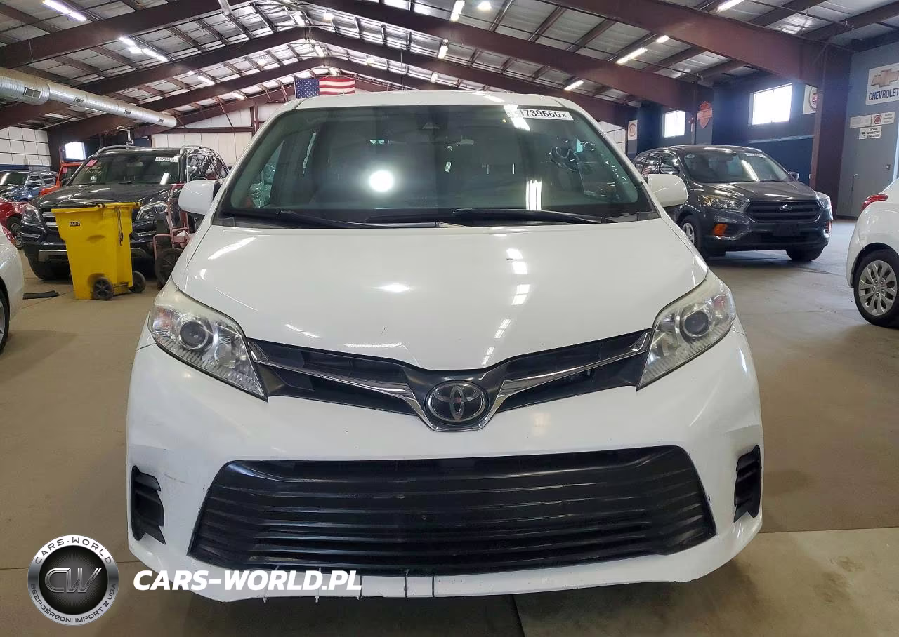 2018 Toyota Sienna Le VIN:5TDKZ3DC1JS944814 - 5