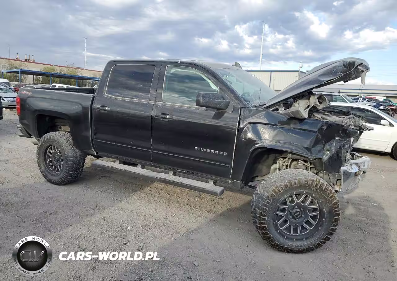 2017 Chevrolet Silverado K1500 Lt VIN:3GCUKREC8HG163831 - 4