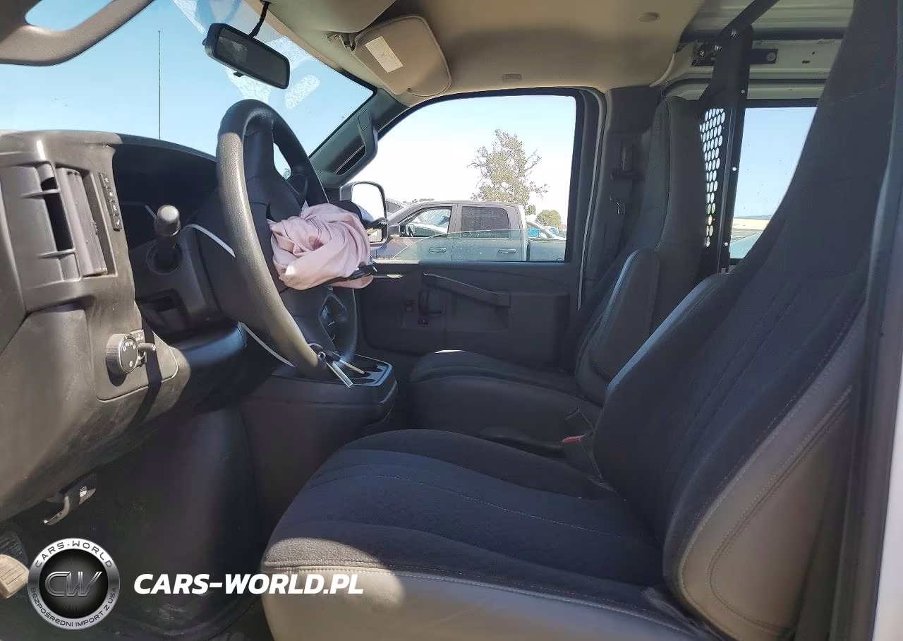 2019 GMC Savana 2500 Cargo Delivery Van VIN:1GTW7AFG5K1212695 - 7