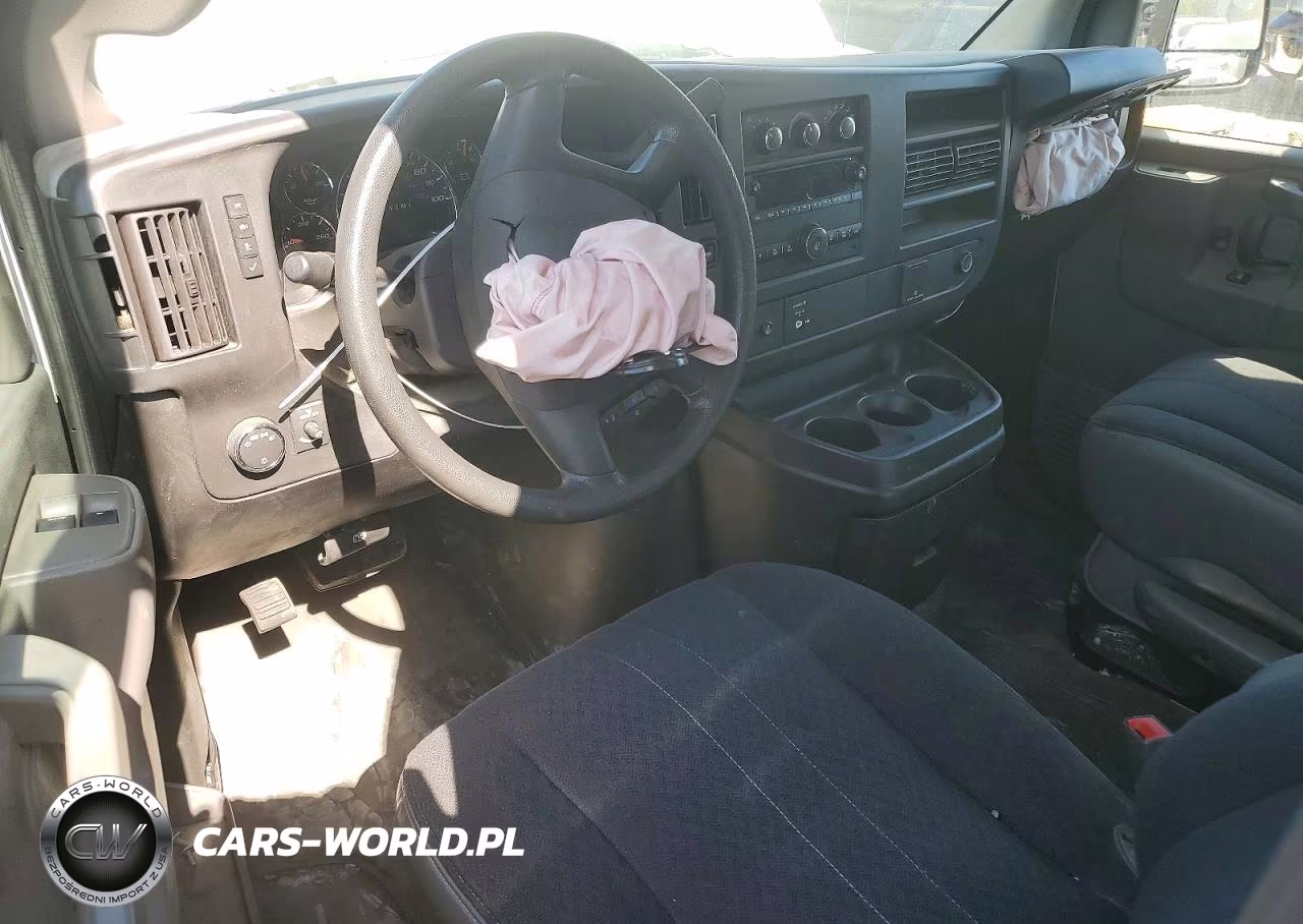 2019 GMC Savana 2500 Cargo Delivery Van VIN:1GTW7AFG5K1212695 - 8