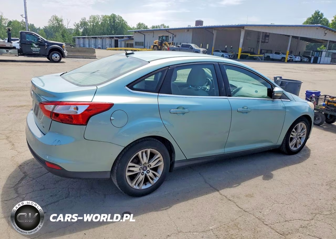 2012 Ford Focus Sel VIN:1FAHP3H24CL411027 - 3