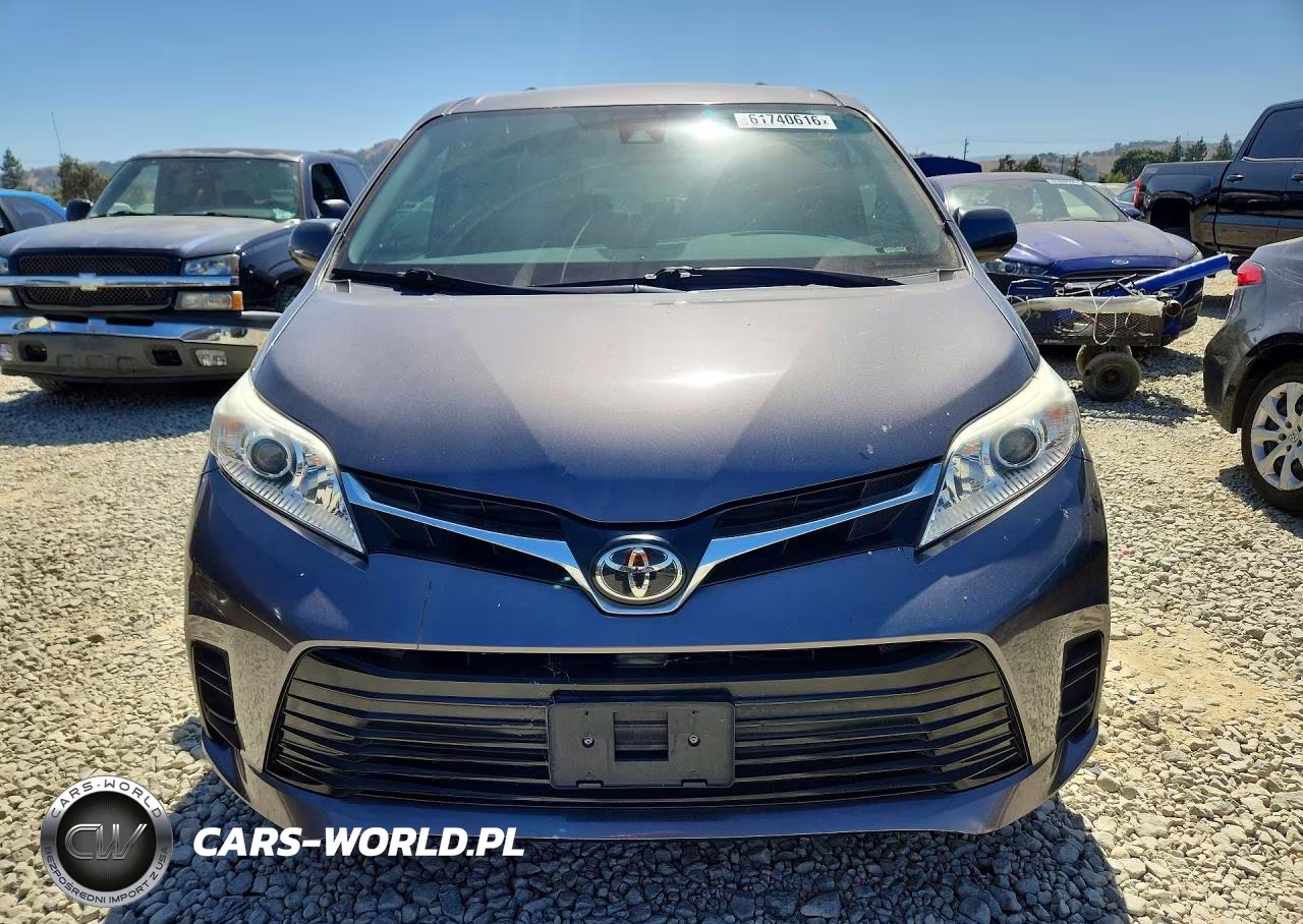 2018 Toyota Sienna Le VIN:5TDKZ3DC9JS920616 - 5