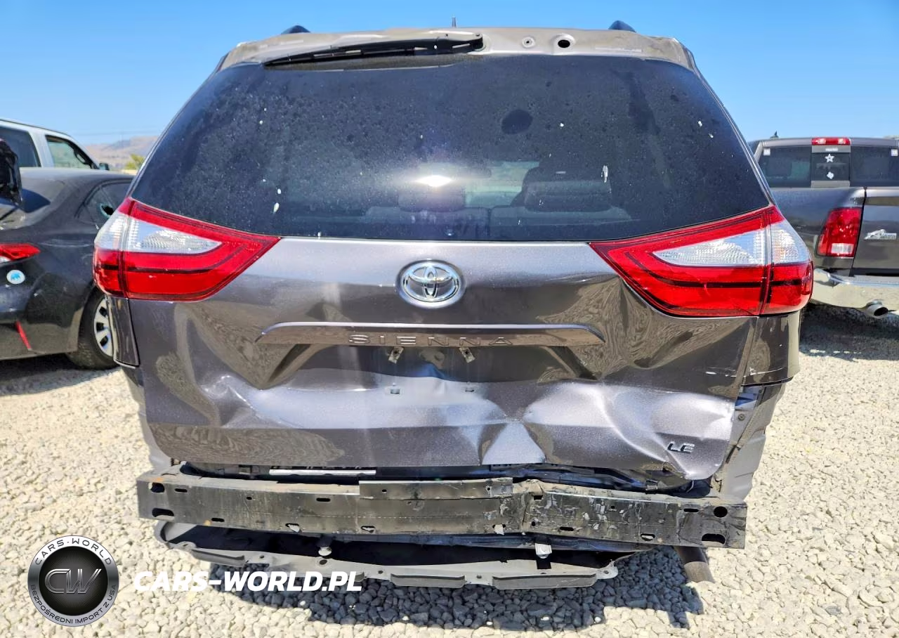 2018 Toyota Sienna Le VIN:5TDKZ3DC9JS920616 - 6