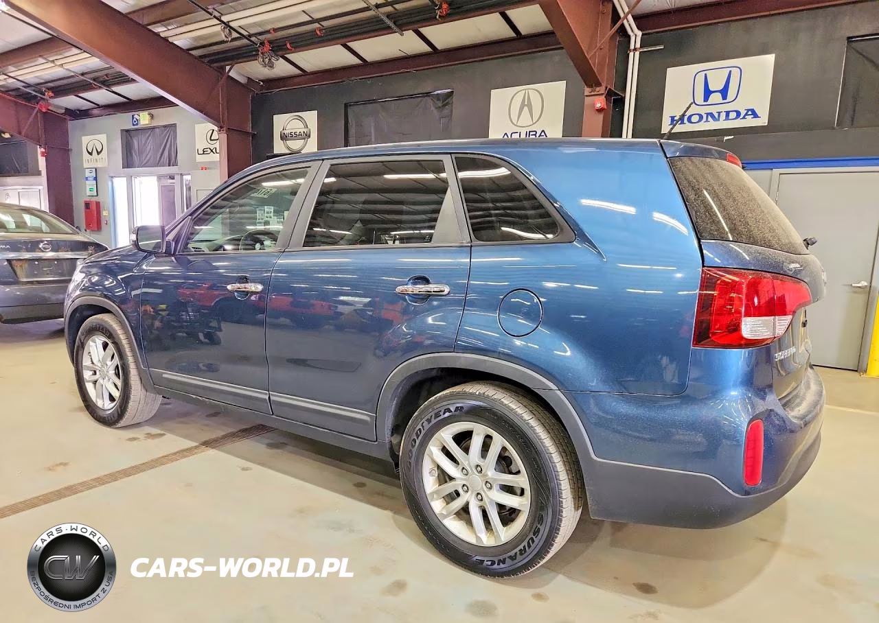 2014 Kia Sorento Lx VIN:5XYKT3A60EG528787 - 2