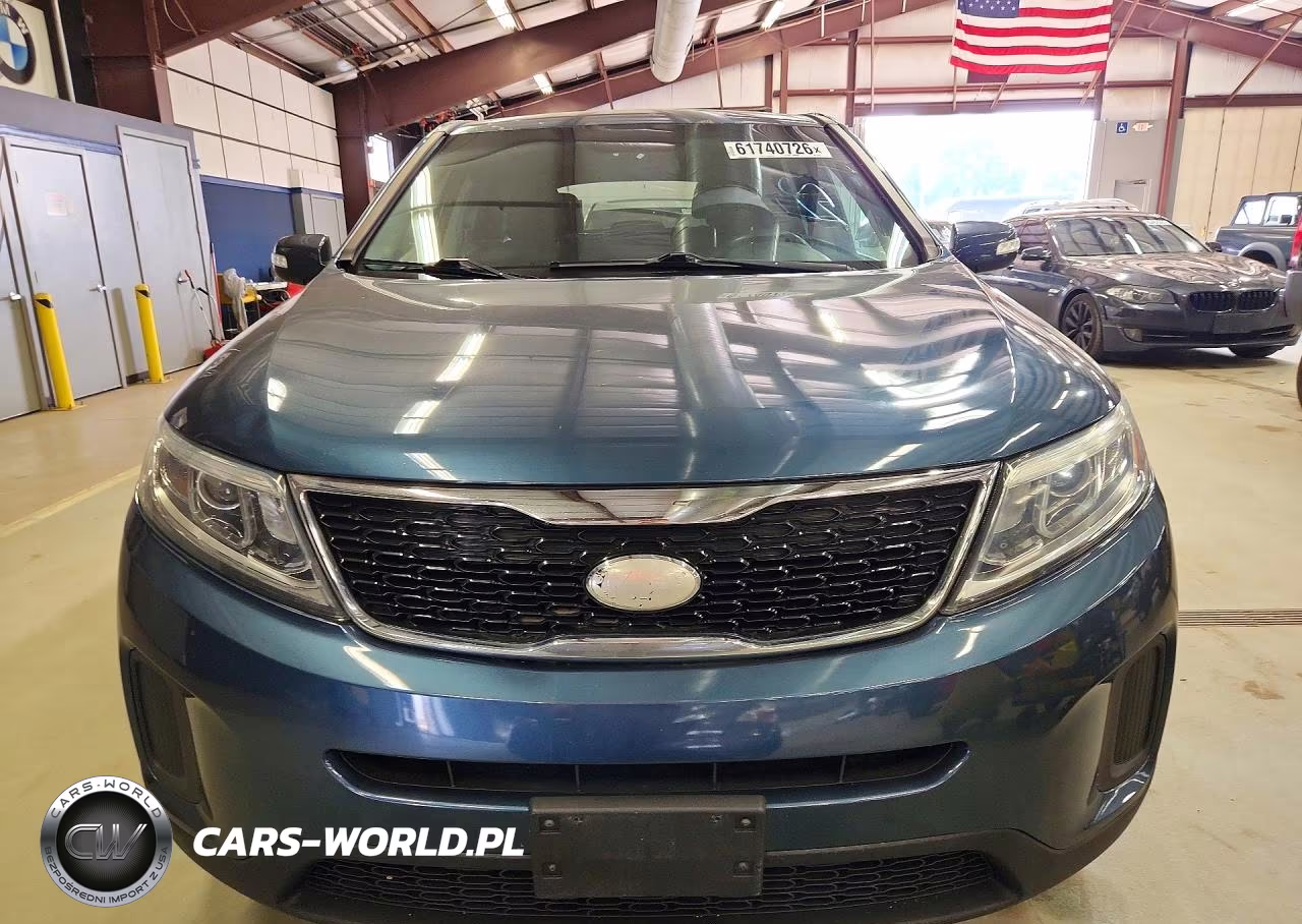 2014 Kia Sorento Lx VIN:5XYKT3A60EG528787 - 5