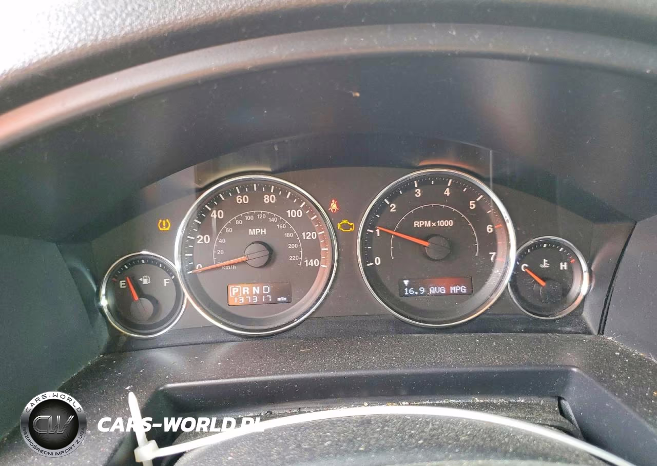 2010 Jeep Commander Sport VIN:1J4RG4GK1AC137220 - 9