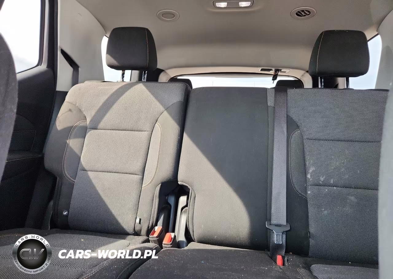 2021 Chevrolet Traverse Ls VIN:1GNERFKW3MJ160882 - 10