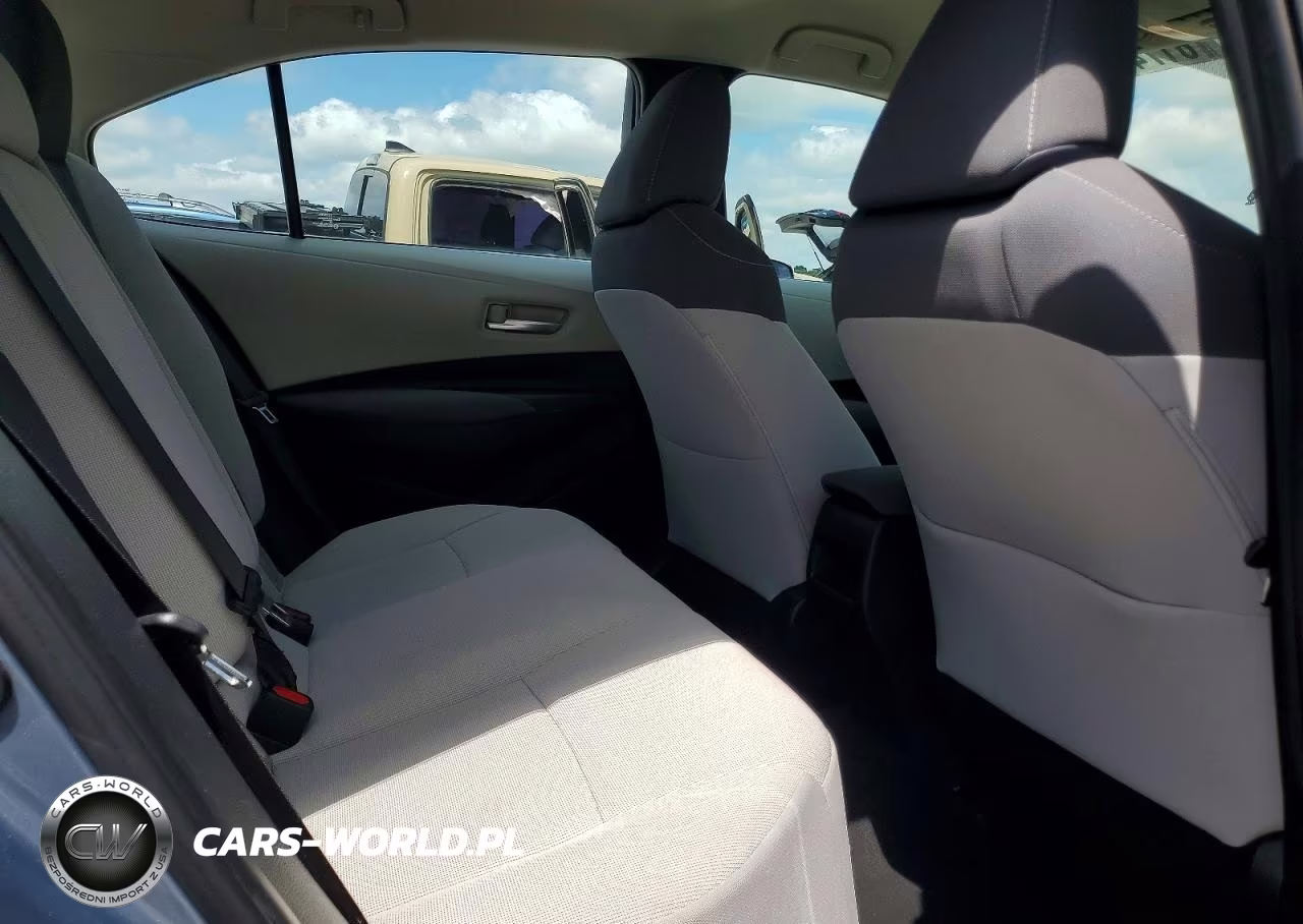 2020 Toyota Corolla Le VIN:5YFEPRAE3LP103472 - 10