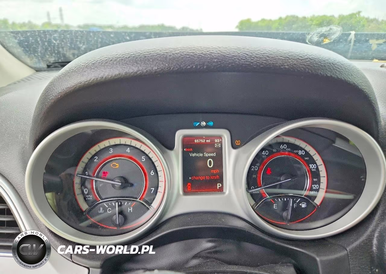 2019 Dodge Journey VIN:3C4PDCBG6KT738423 - 9
