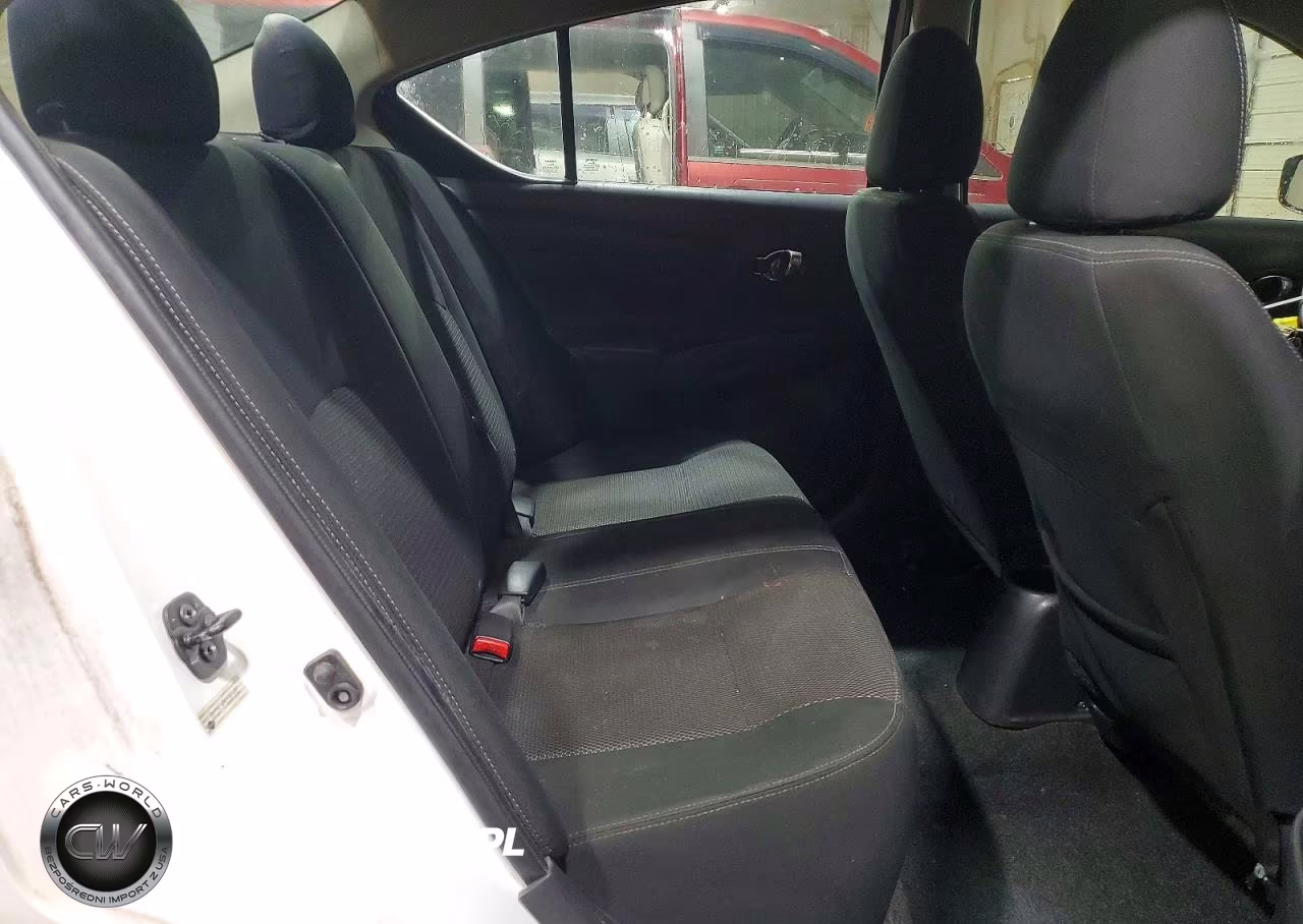2018 Nissan Versa Sv VIN:3N1CN7AP9JL883462 - 10