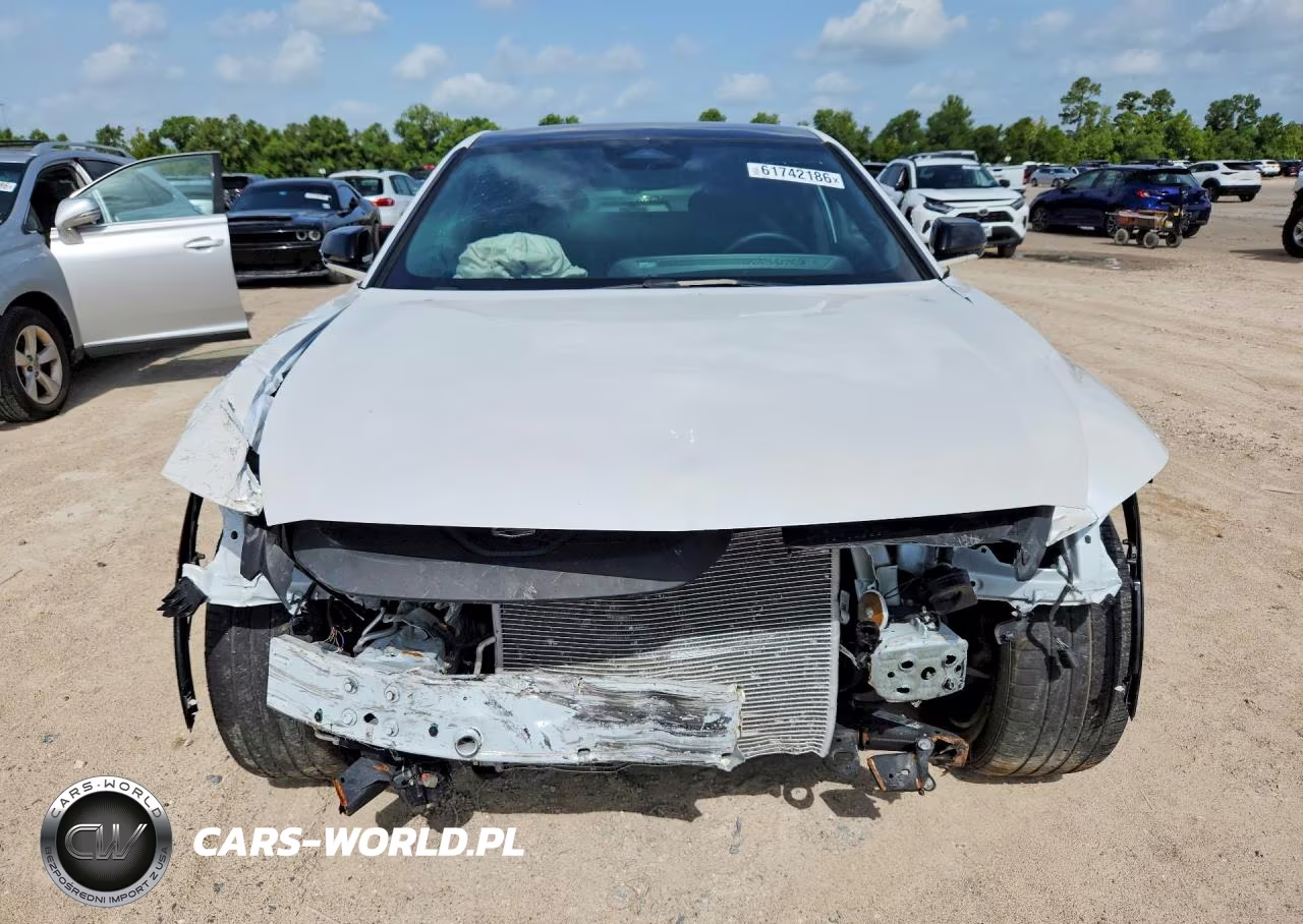 2024 Cadillac Lyriq Sport VIN:1GYKPVRK6RZ124492 - 5