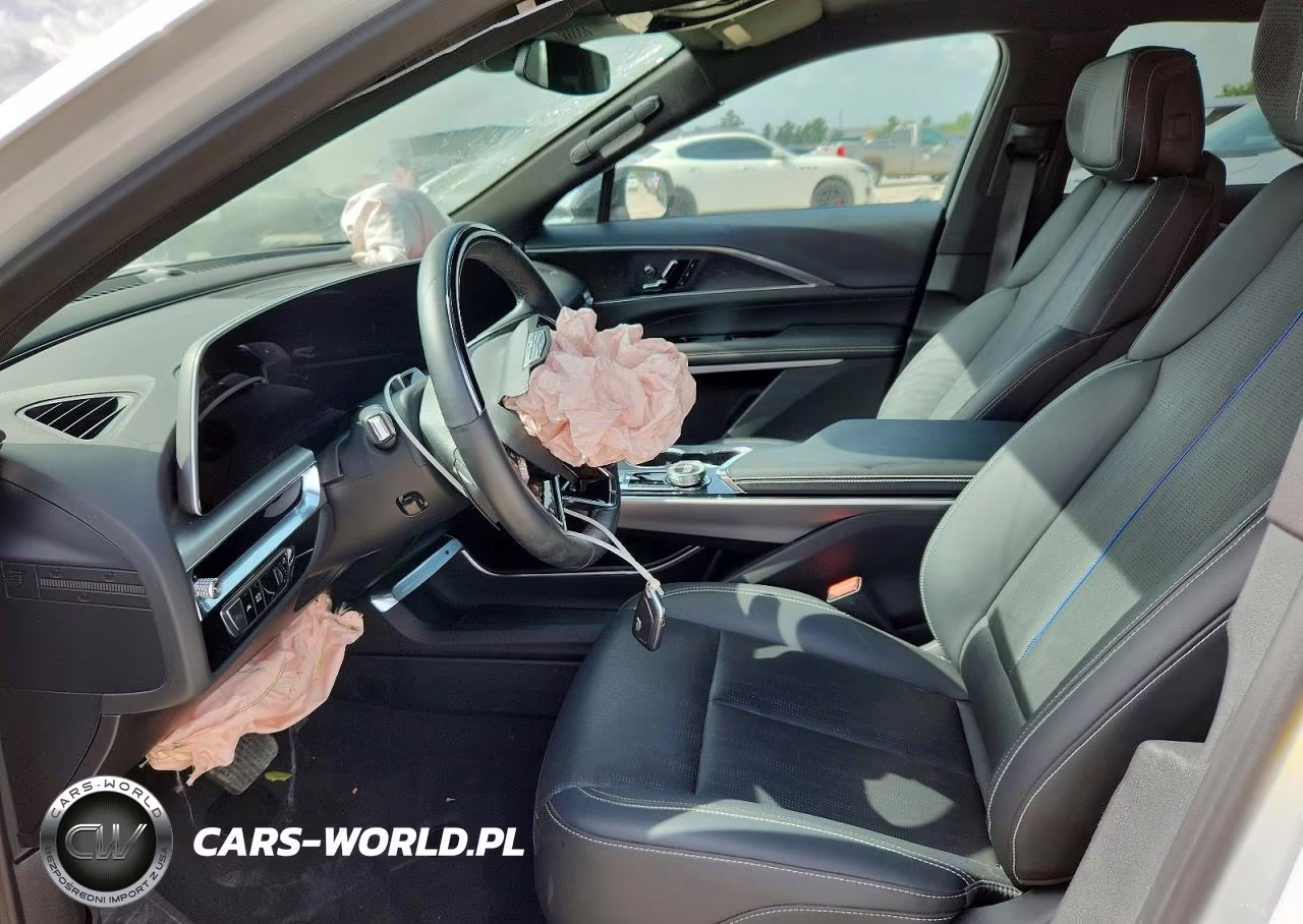 2024 Cadillac Lyriq Sport VIN:1GYKPVRK6RZ124492 - 7