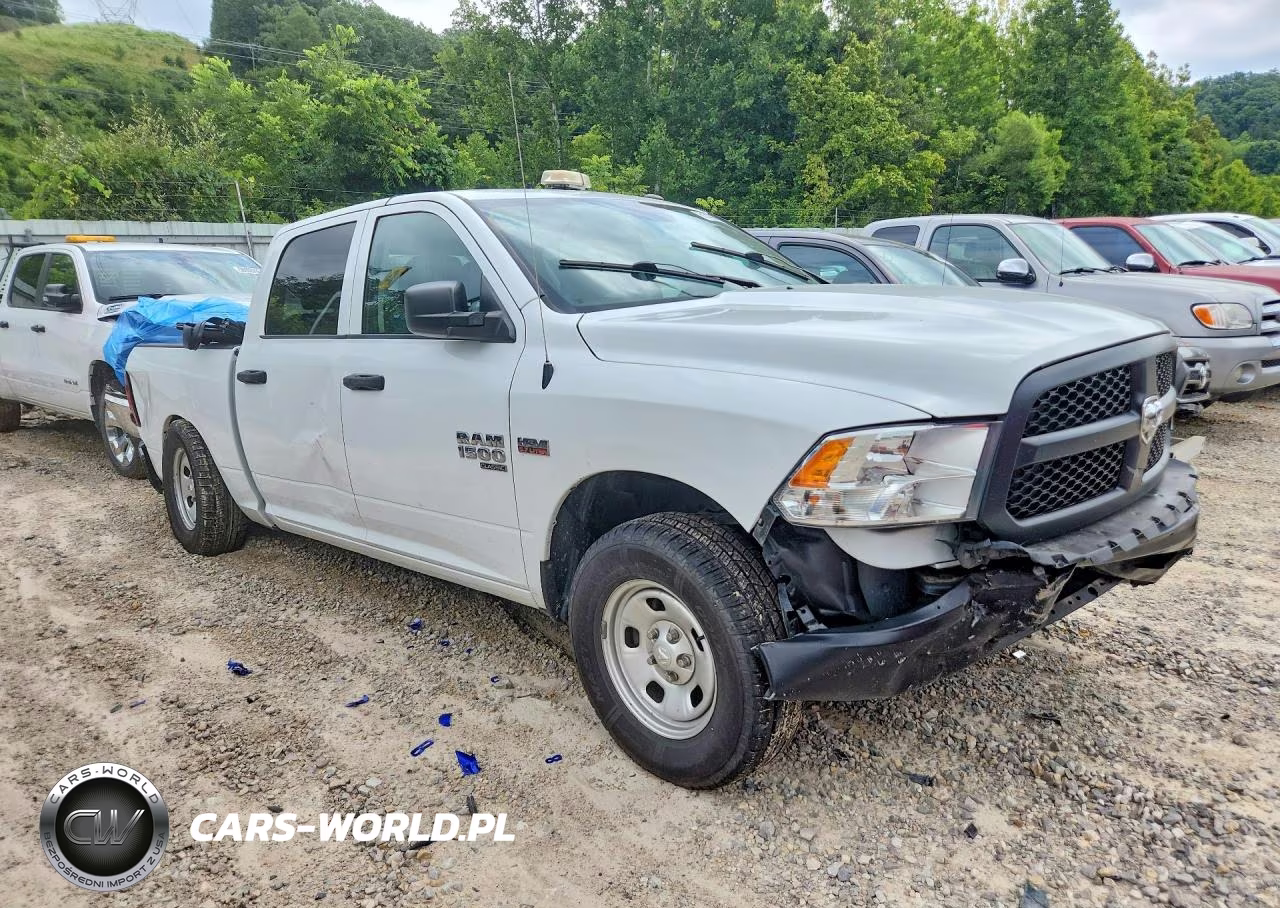 2023 Ram 1500 Classic Tradesman VIN:3C6RR7KT1PG653527 - 4
