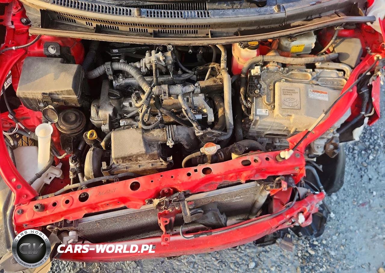 2016 Toyota Prius C Two VIN:JTDKDTB34G1118207 - 12