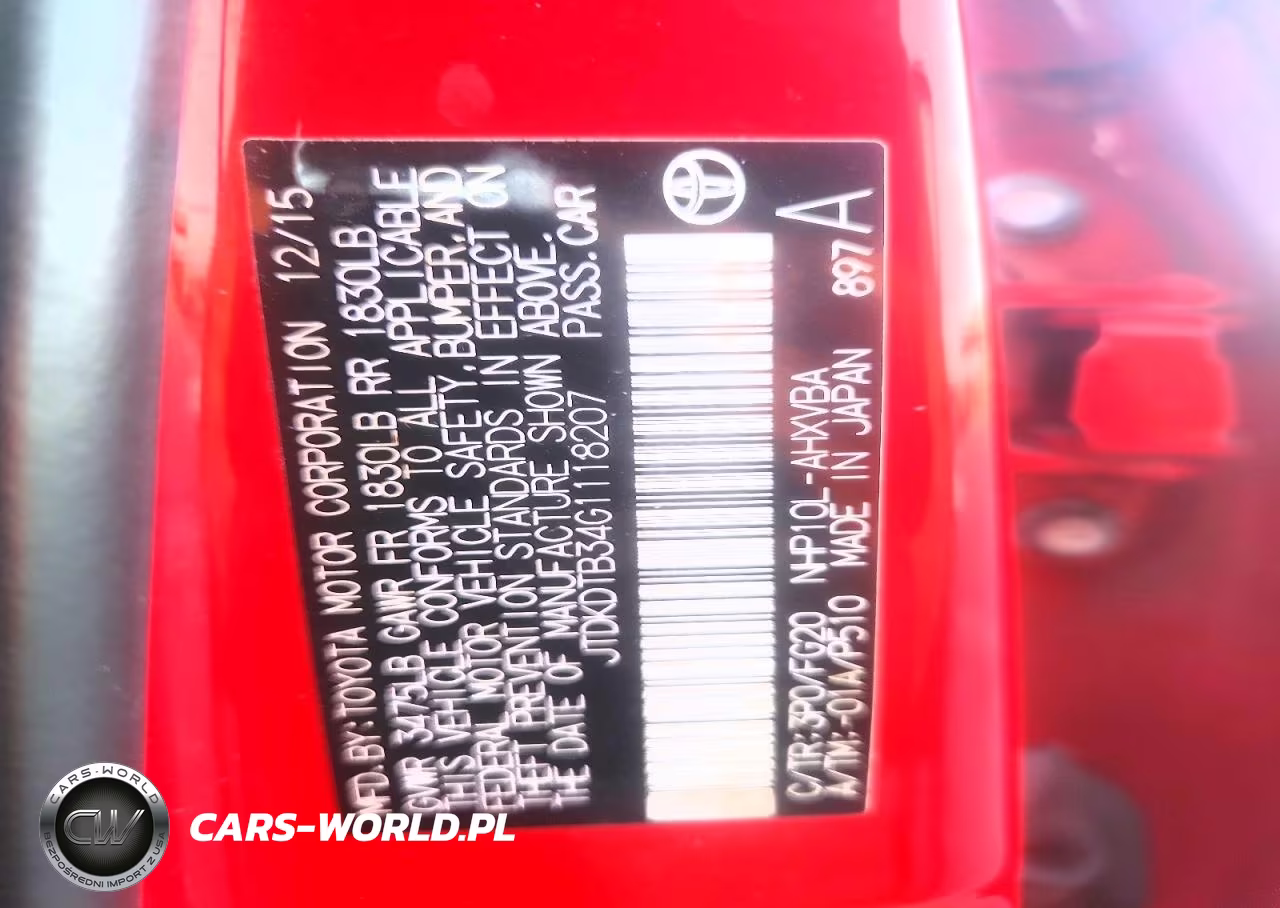 2016 Toyota Prius C Two VIN:JTDKDTB34G1118207 - 14