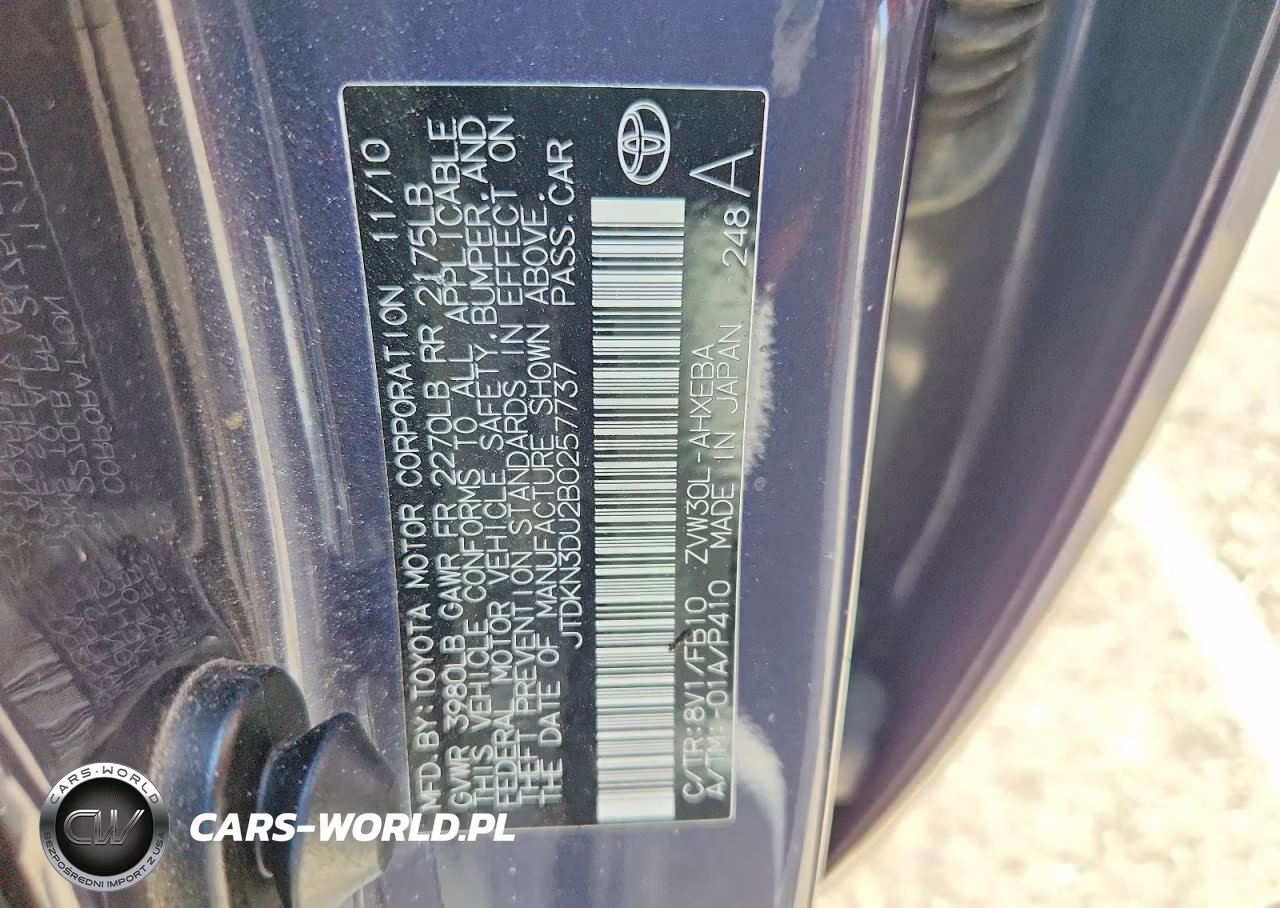 2011 Toyota Prius Two VIN:JTDKN3DU2B0257737 - 12