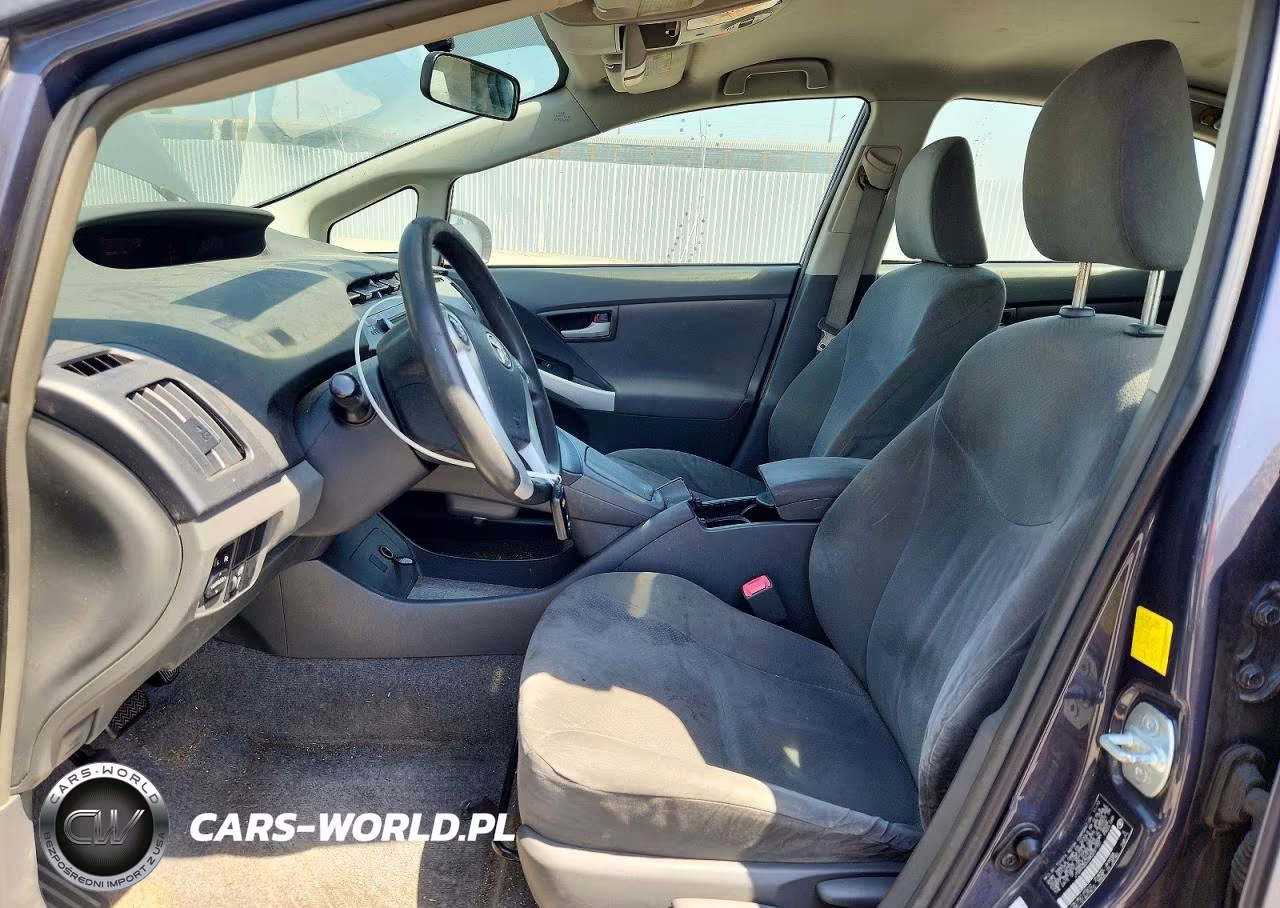 2011 Toyota Prius Two VIN:JTDKN3DU2B0257737 - 7