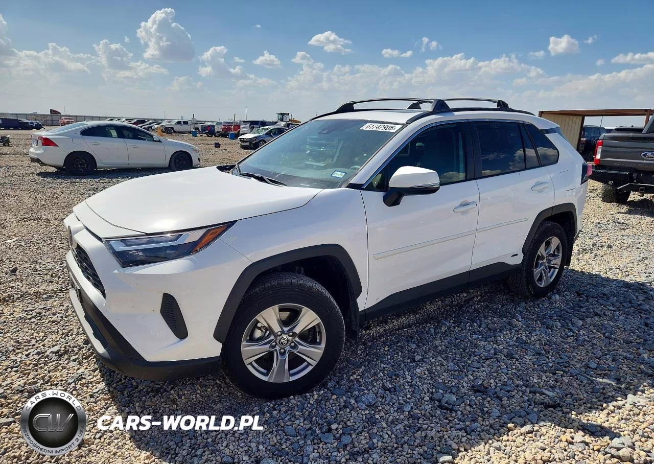 2025 Toyota Rav4 Hybrid Xle – zdjęcie 1 z 13