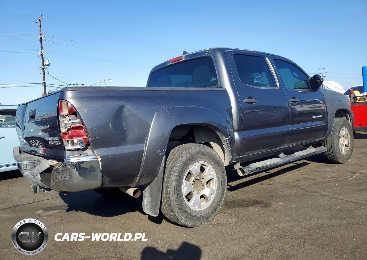 2014 Toyota Tacoma Double Cab Prerunner VIN:3TMJU4GN4EM159268 - 3