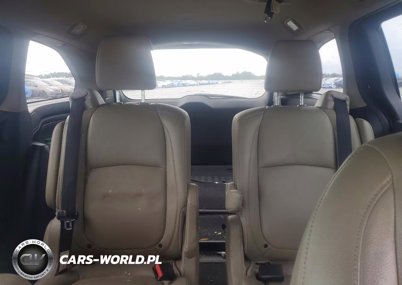 2018 Honda Odyssey Exl VIN:5FNRL6H7XJB106610 - 10