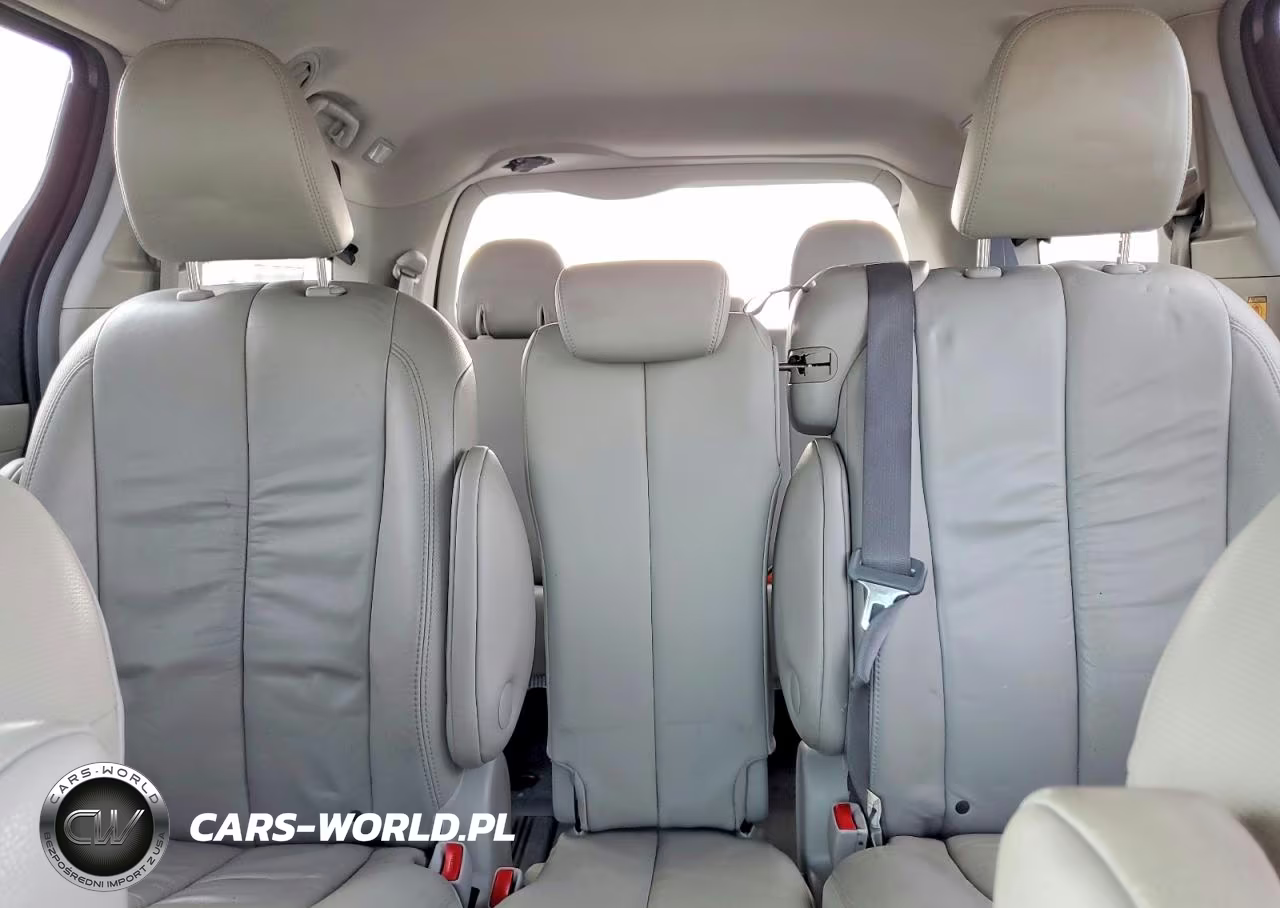 2011 Toyota Sienna Xle 8-Passenger VIN:5TDYK3DC4BS081149 - 10