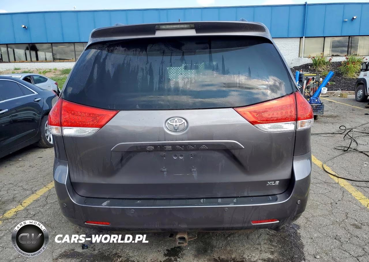2011 Toyota Sienna Xle 8-Passenger VIN:5TDYK3DC4BS081149 - 6