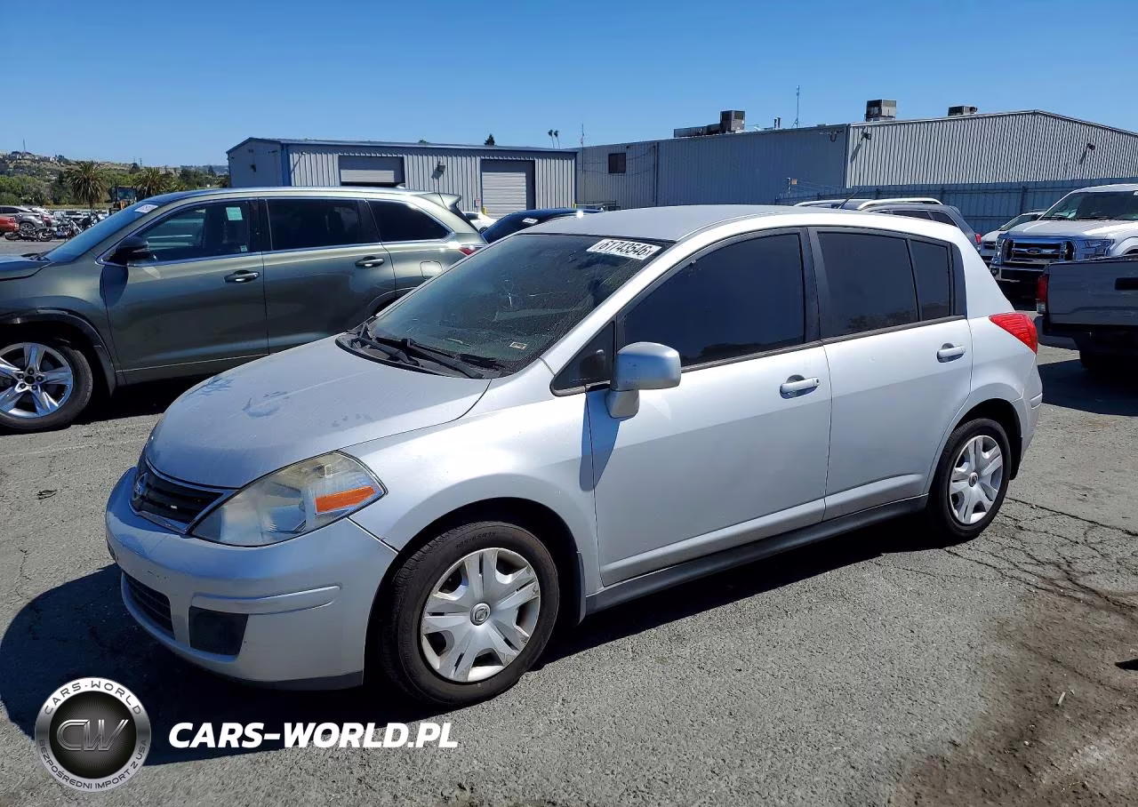 2010 Nissan Versa 1.8 S
