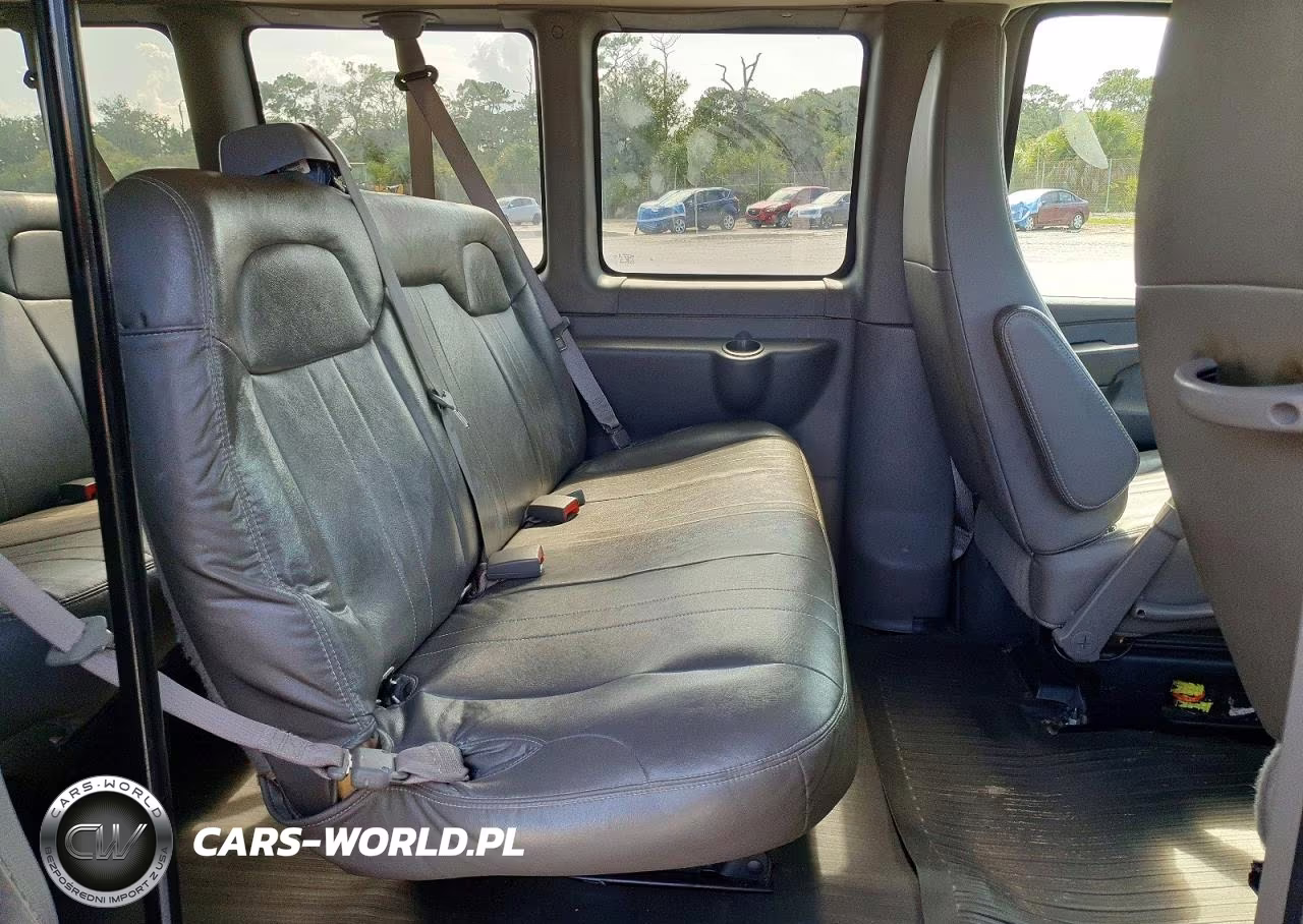 2015 Chevrolet Express G2500 Ls VIN:1GAWGPFF2F1265279 - 11