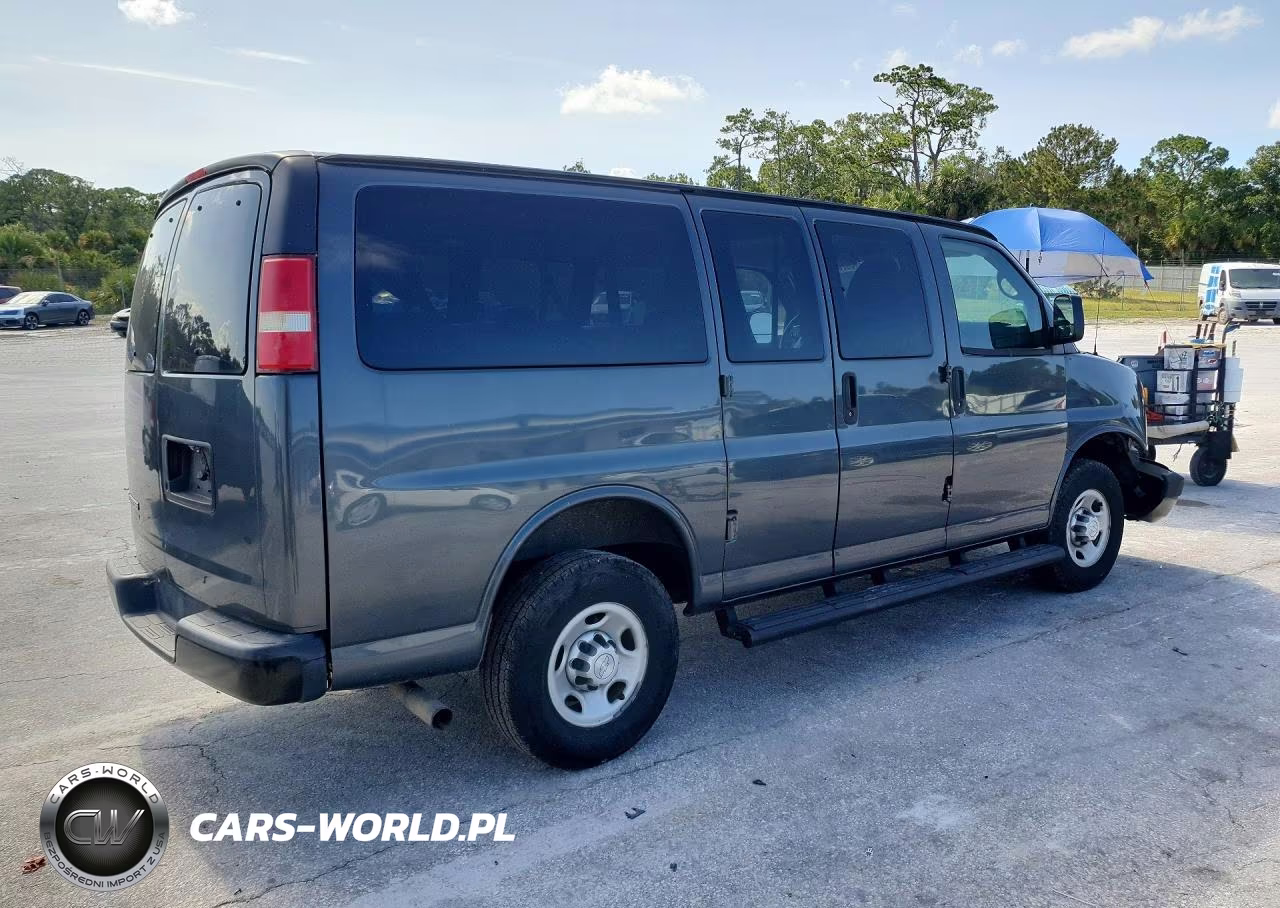 2015 Chevrolet Express G2500 Ls VIN:1GAWGPFF2F1265279 - 3
