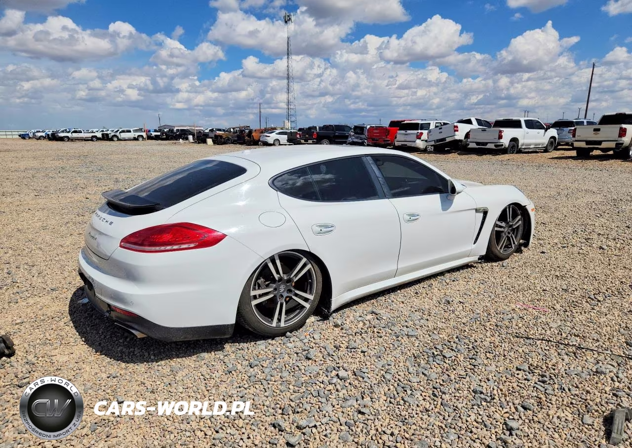 2014 Porsche Panamera 2 VIN:WP0AA2A73EL008026 - 3