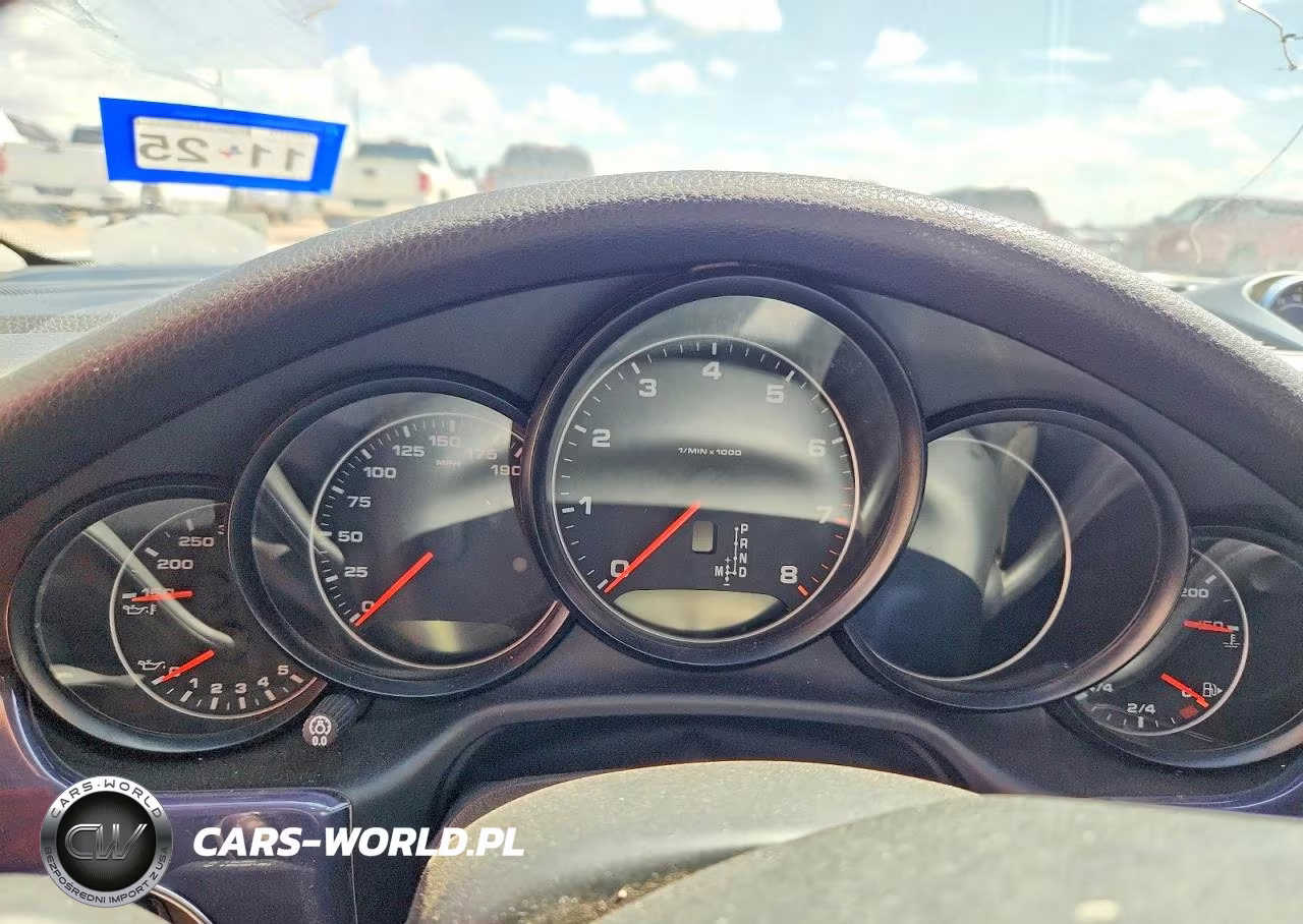 2014 Porsche Panamera 2 VIN:WP0AA2A73EL008026 - 9